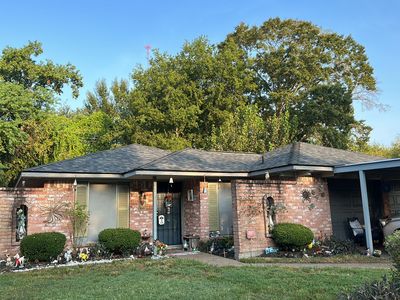Residential Roofing Installation using Owen's Corning Duration (Lifetime) Shingles