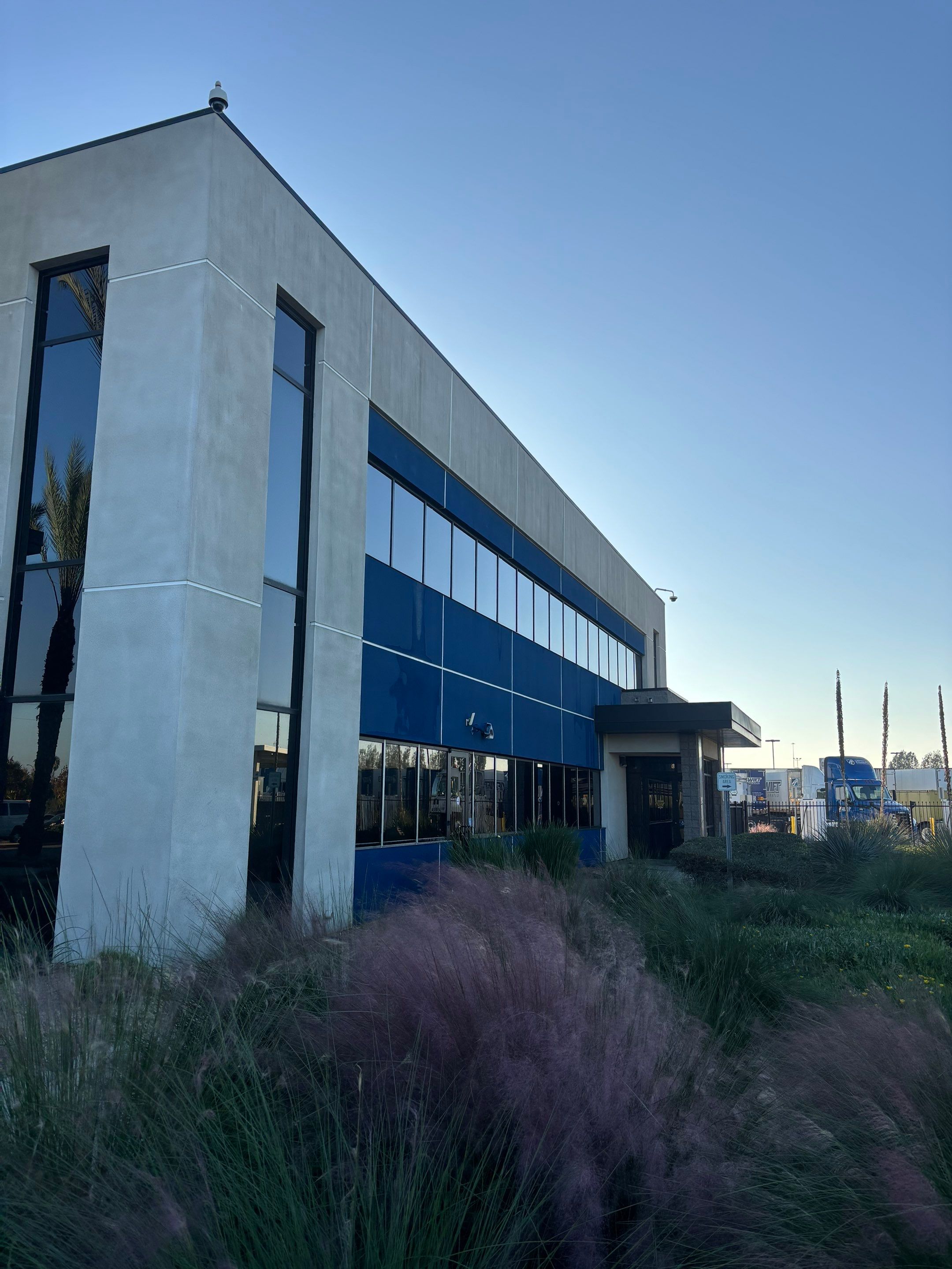Swift Transportation Office Exterior Window Cleaning by Pirate Pete’s Power Washing