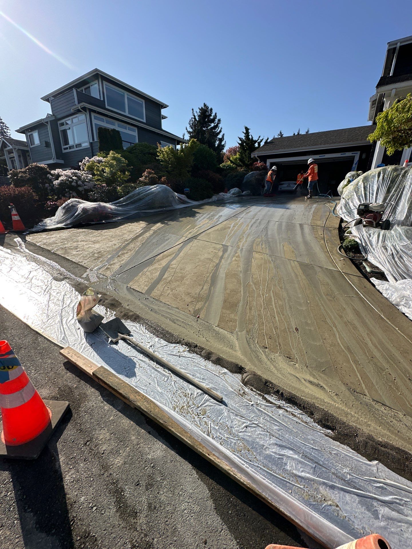 Concrete Driveway Repair | Mukilteo  by Jireh Asphalt & Concrete Inc 
