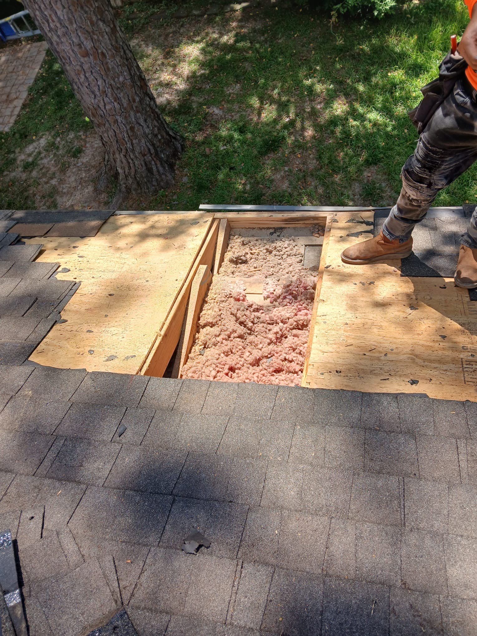 Roof Repair The Woodlands by Roof Repair Company