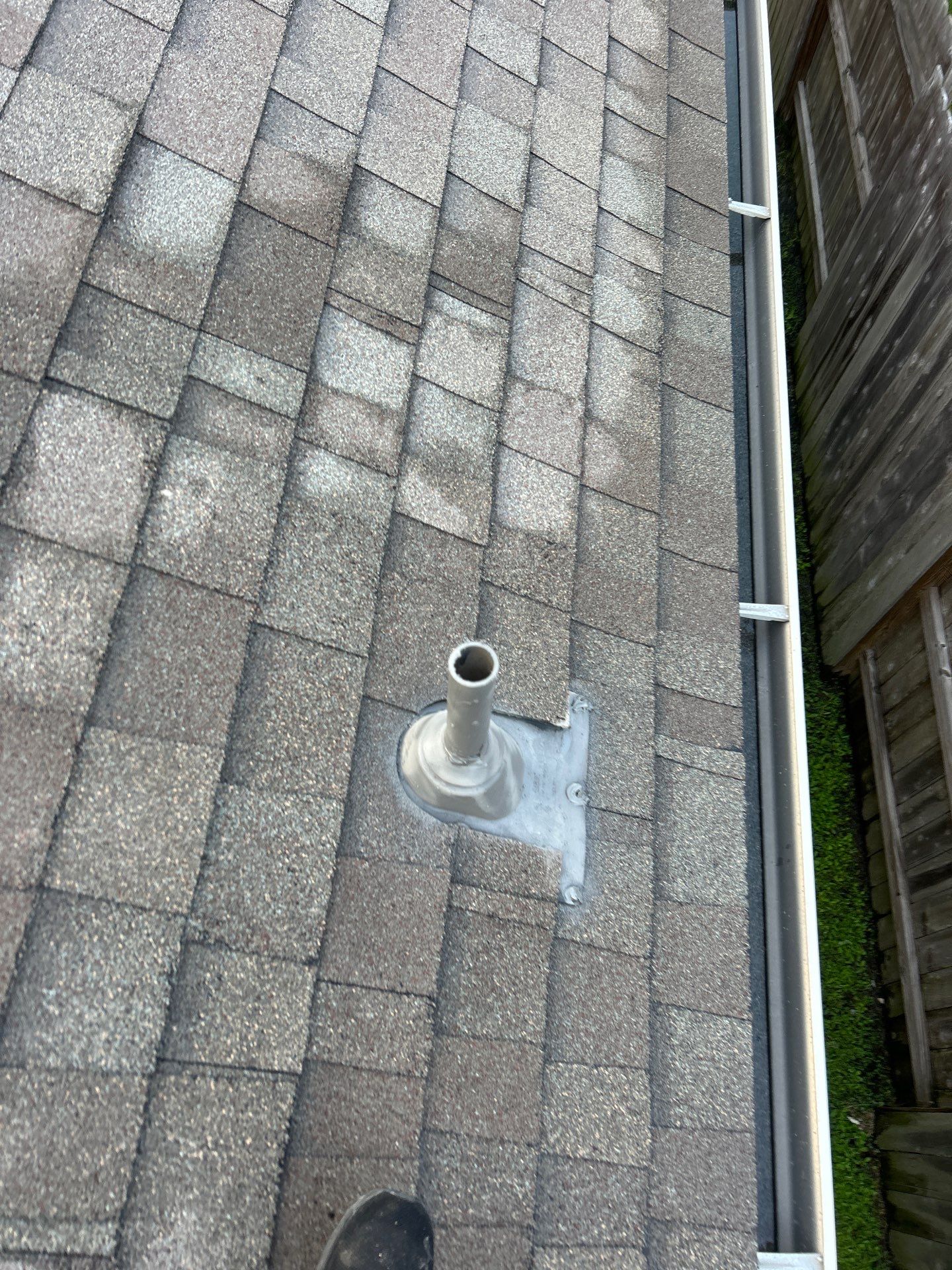 Hail Damage using Owen's Corning Duration (Lifetime) Shingles by Roof Repair Company
