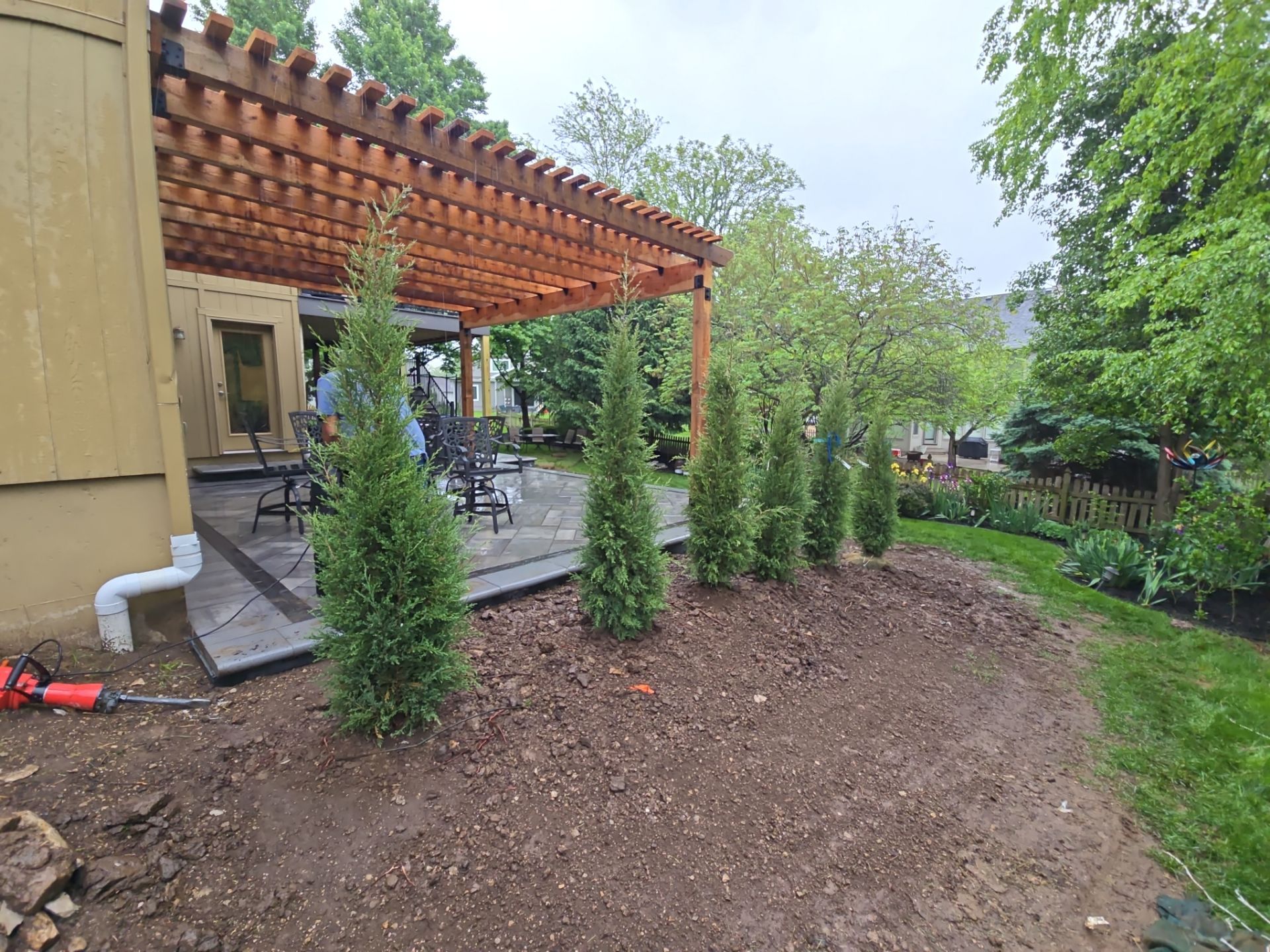 Back Yard Patio, Pergola, and Deck by LAND ESCAPES LLC