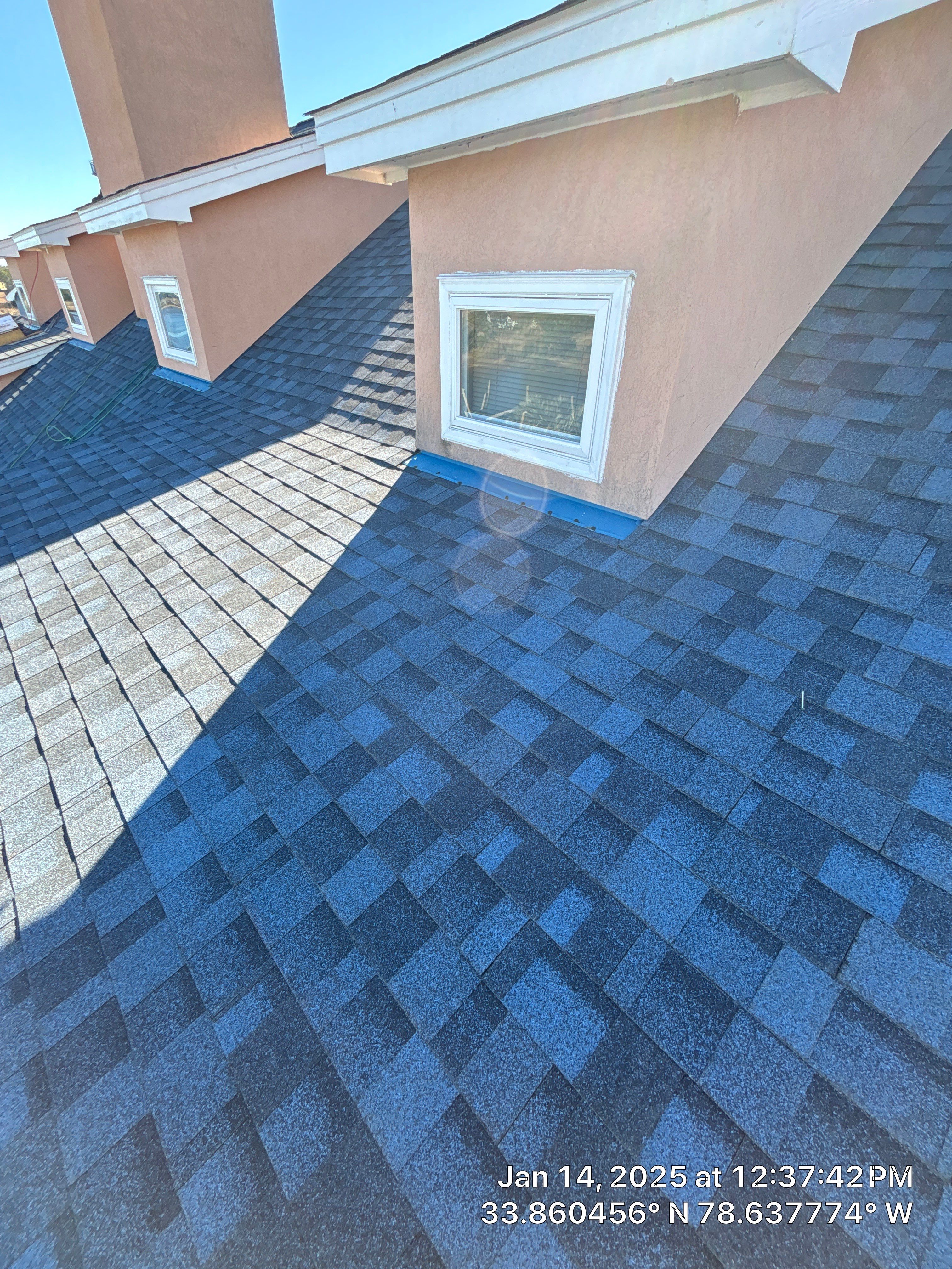 IKO Dynasty - Atlantic Blue by Linta Roofing