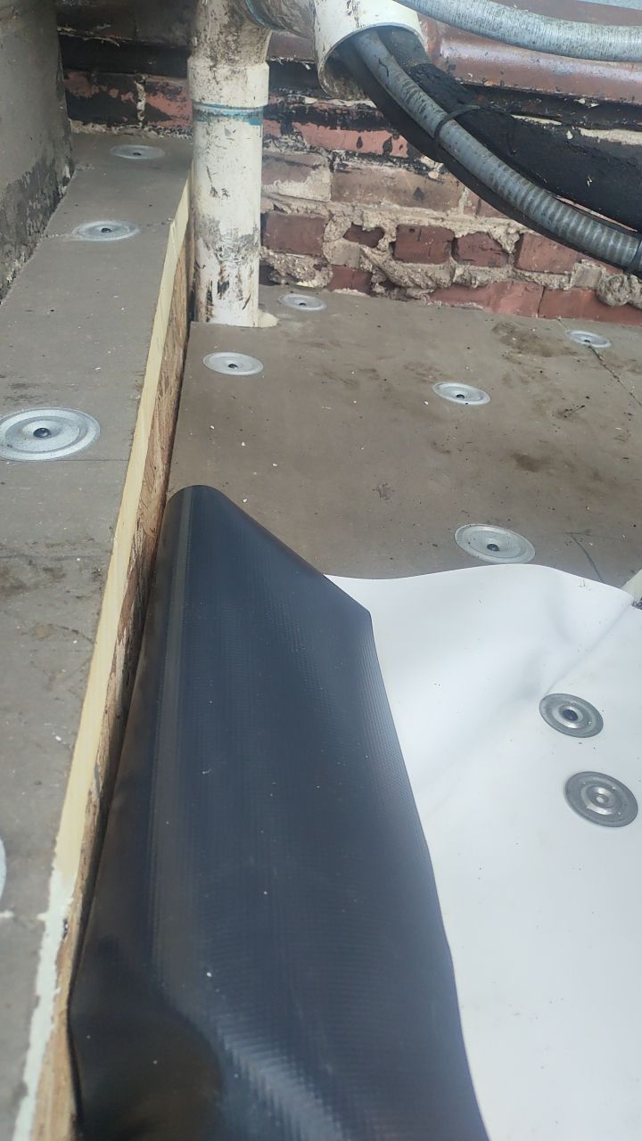 Grateful Head Pizza by Hostetler Roofing