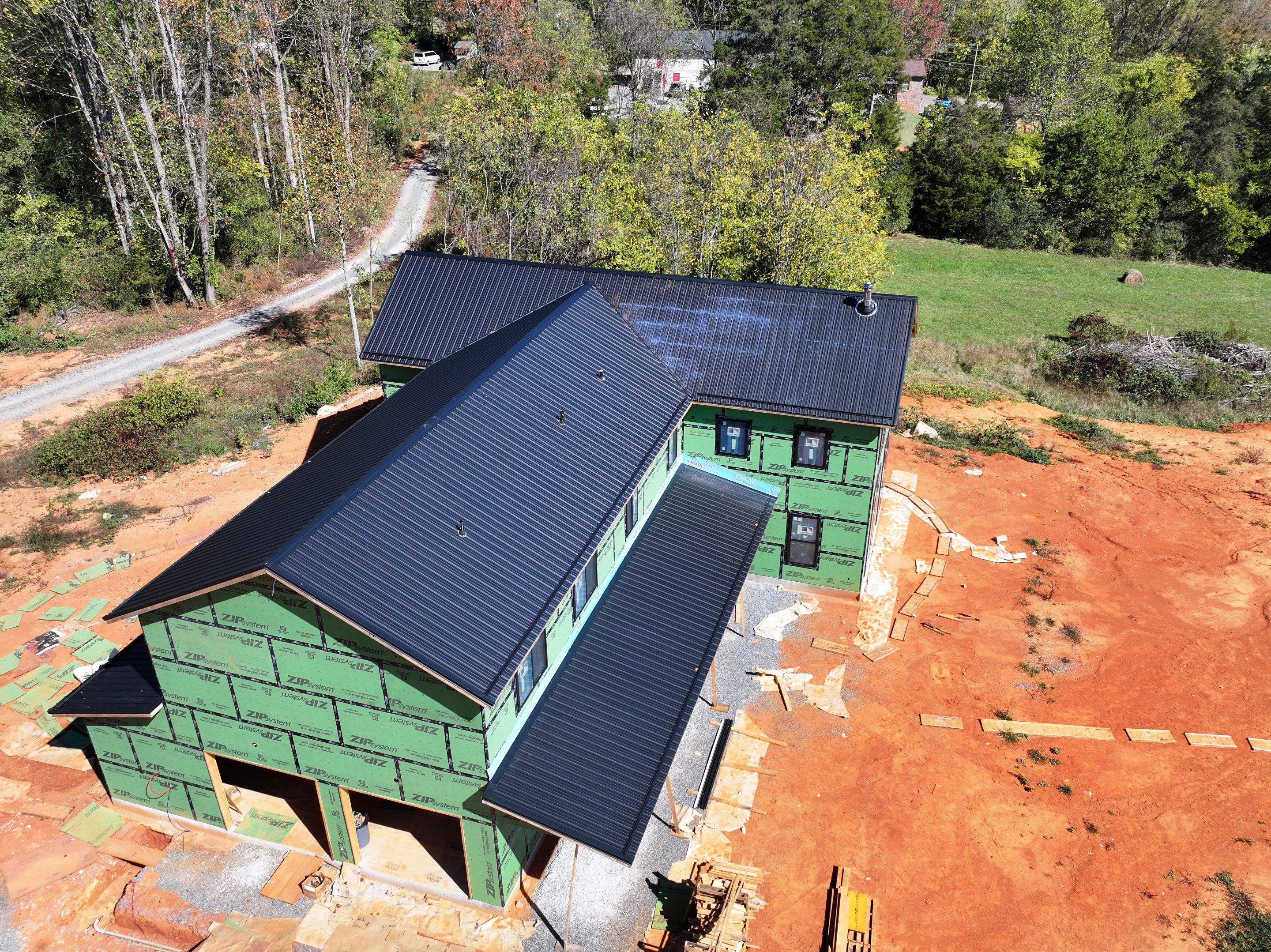 Titus Jr Residence by Omnia Roofing