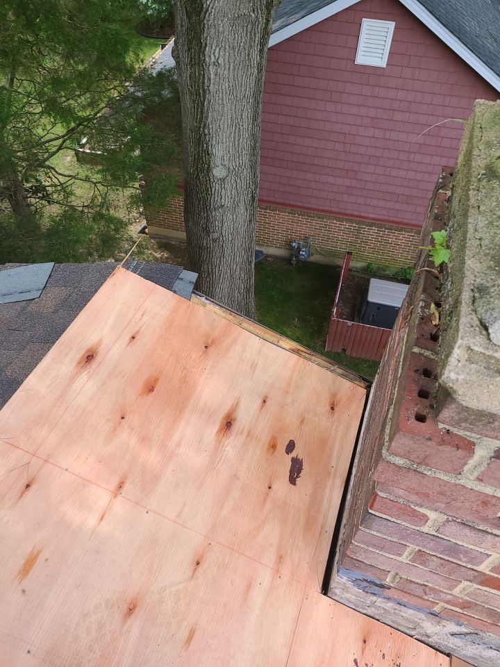 Alexandria: CertainTeed Landmark Pro Architectural Shingles in Max Def Shenandoah by RM Banning, Inc.