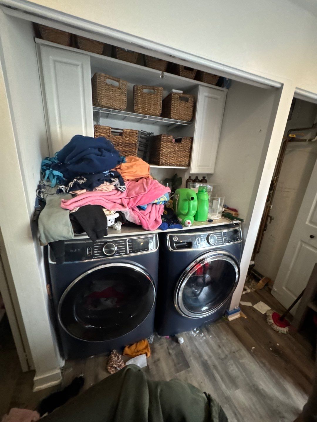 Bolingbrook Water Heater Failure Recovery and Structural Drying by Chicagoland Water Medics