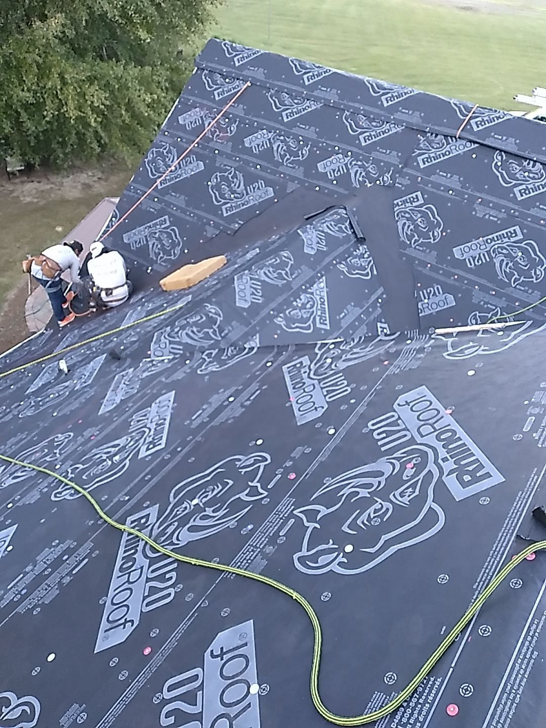 Residential Roofing Installation using Owens Corning Oakridge- Williamsburg Gray by Indigo State Roofing