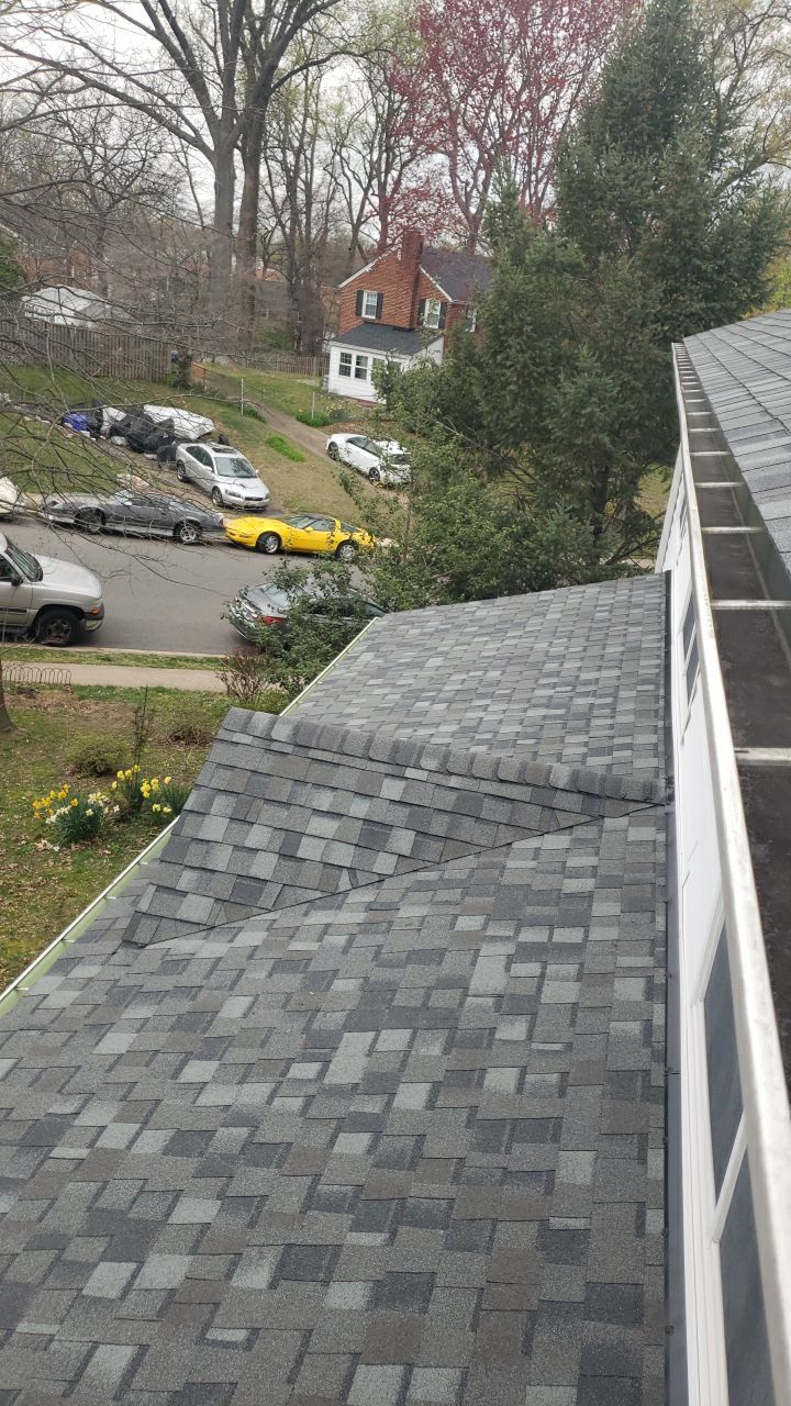 Arlington: CertainTeed Landmark Pro Designer Shingles in Max Def Georgetown Gray by RM Banning, Inc.