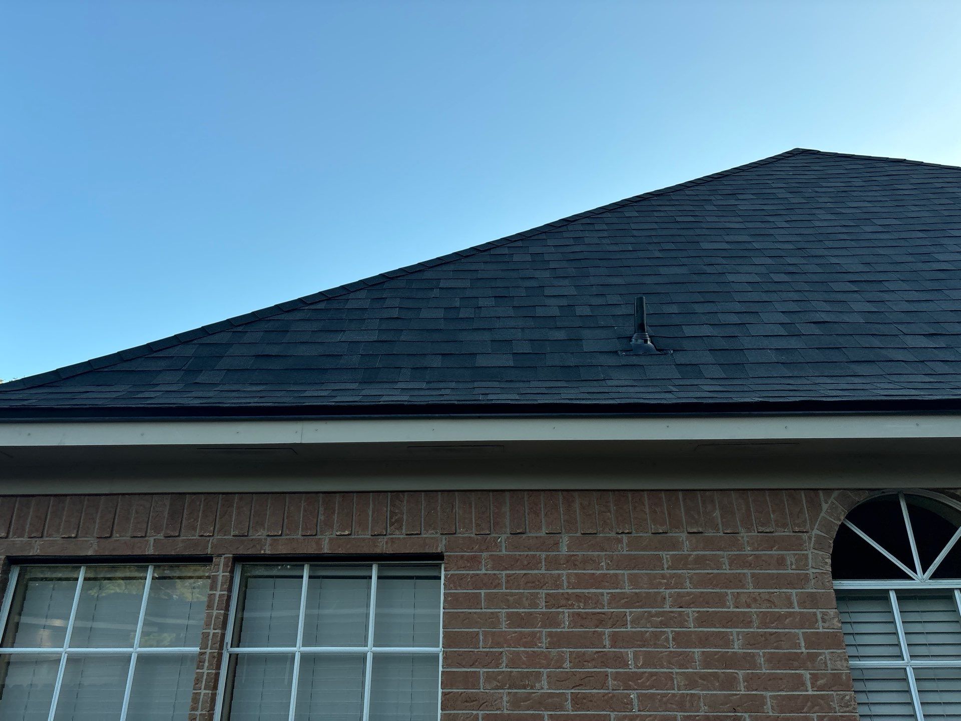 Residential Roofing Installation using Owen's Corning Duration (Lifetime) Shingles by Roof Repair Company