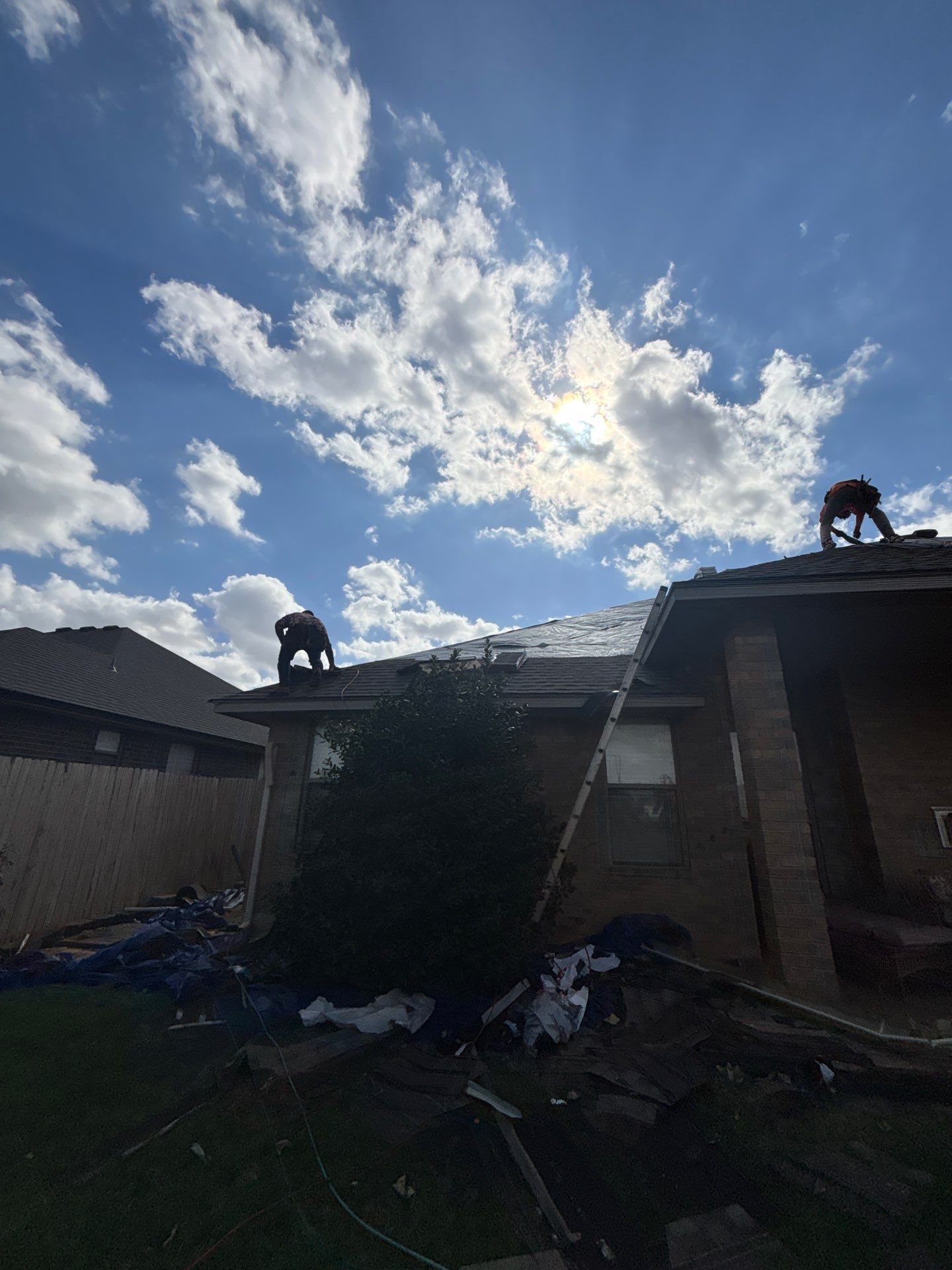 GAF - Weatherwood by Frontline Roofing and Construction