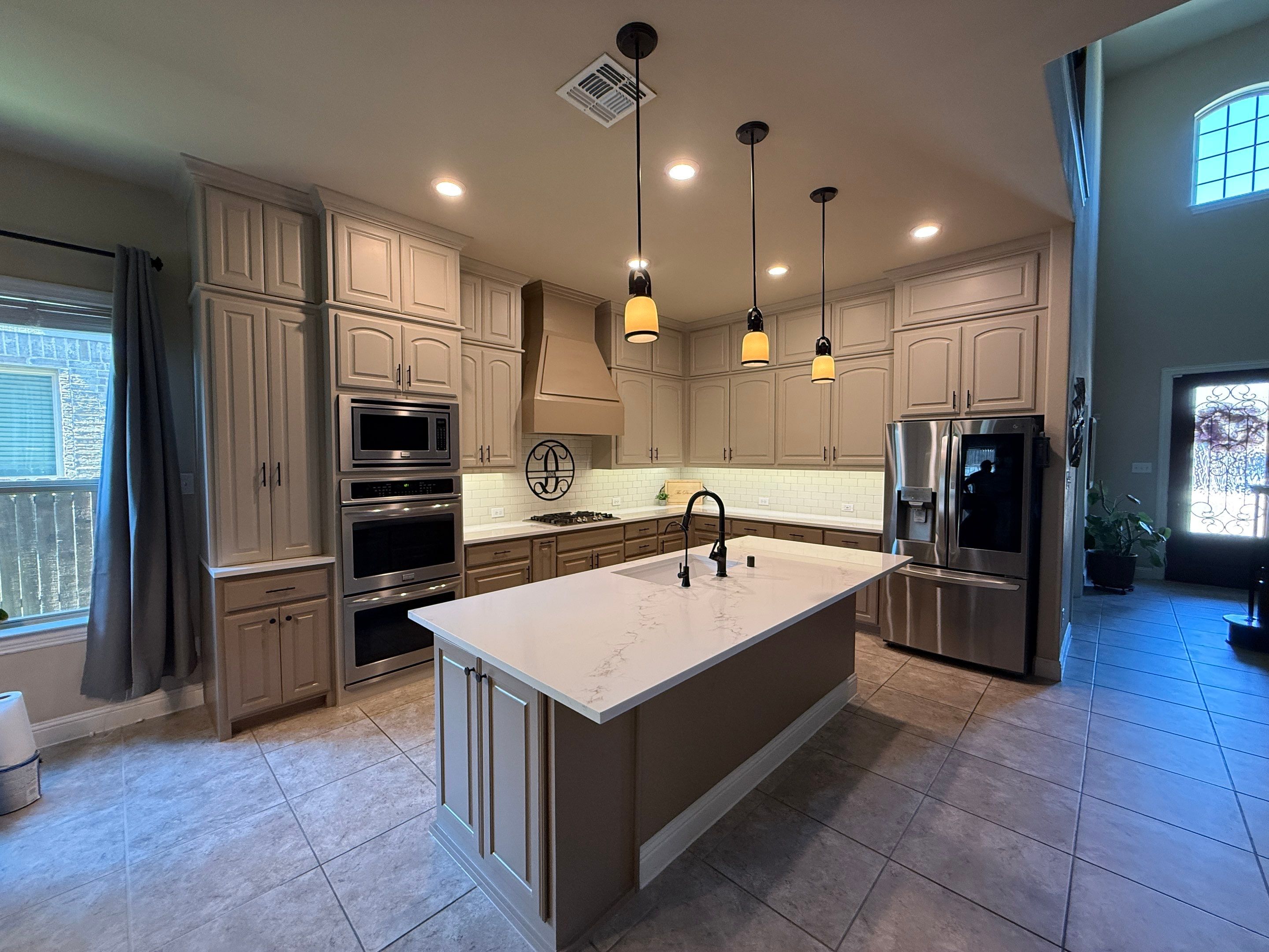 Kitchen & Primary Bath Remodel- McKinney, TX by C3 Custom Builds