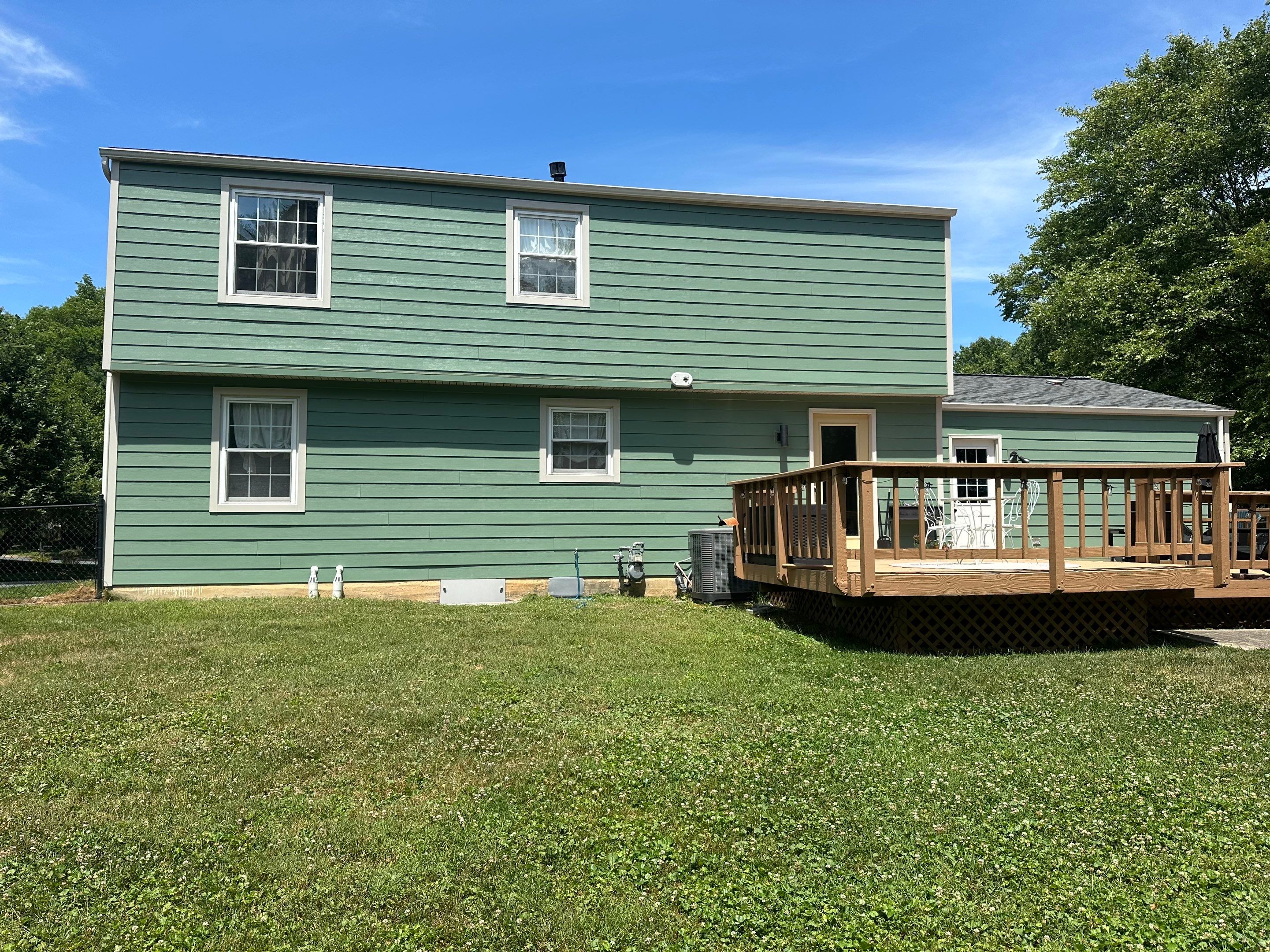Siding Installation using JH Cedarmill Plank Dream by ExteriorPros