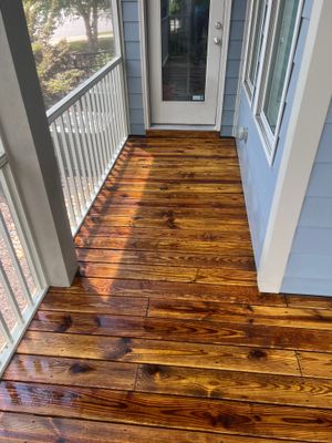 Weathered Deck using Wood Sealant