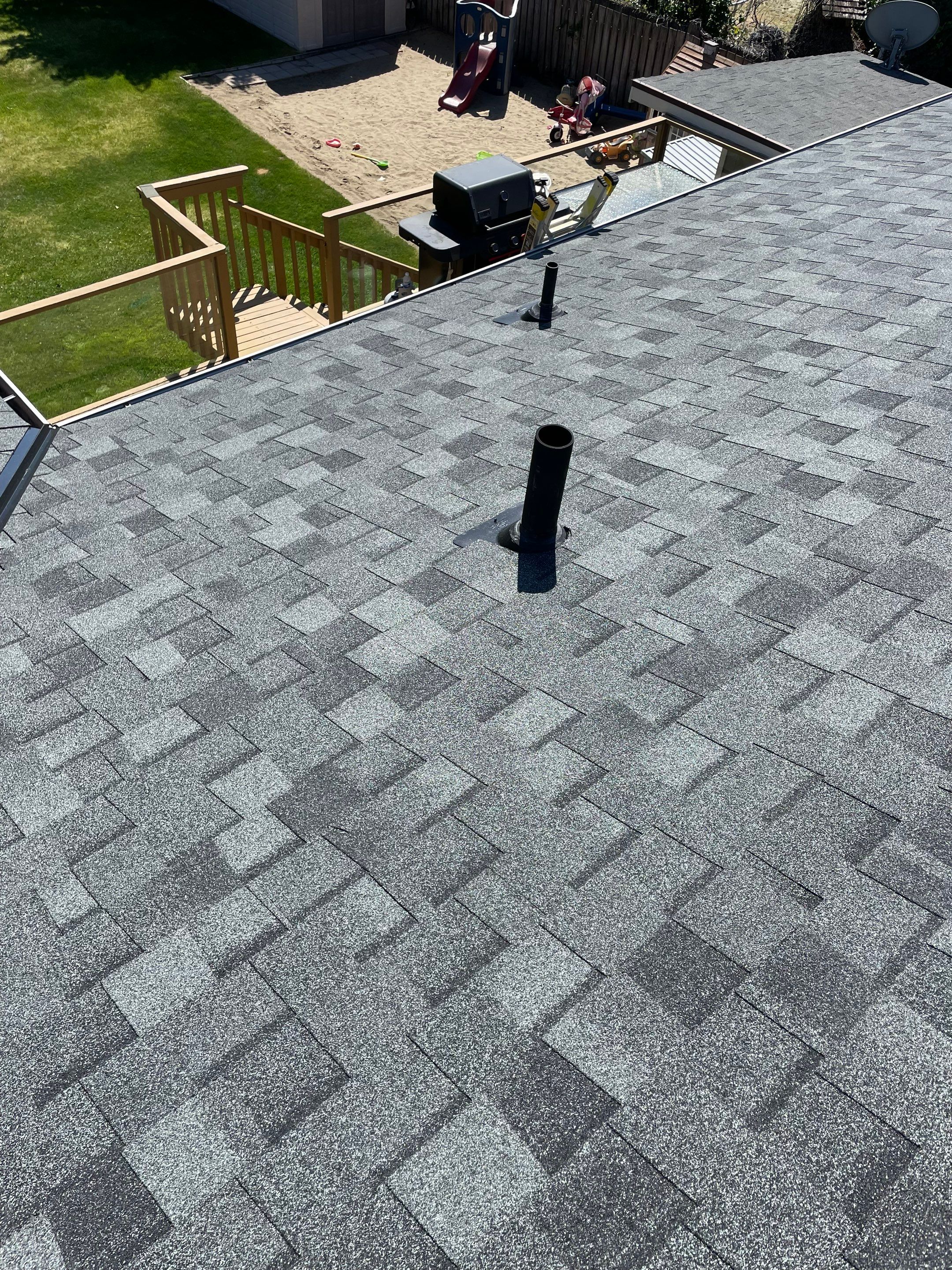 Residential Architectural Shingle Roof Replacement in North Aurora Avenue East Wenatchee, Washington by Alpine Roofing