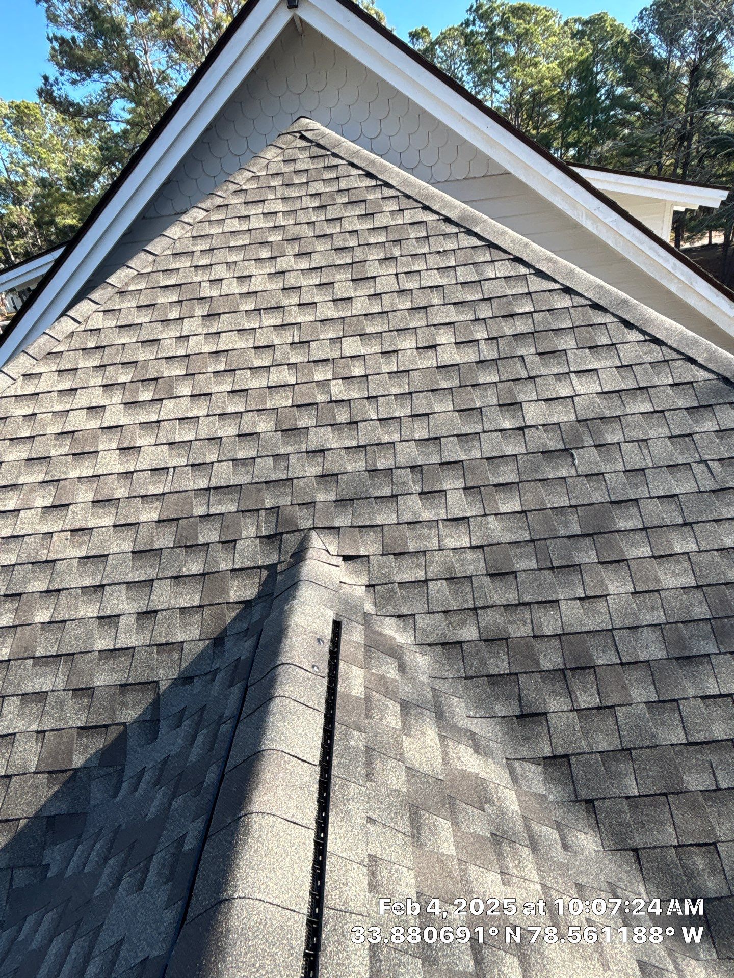 GAF HDZ - Weathered Wood by Linta Roofing Inc