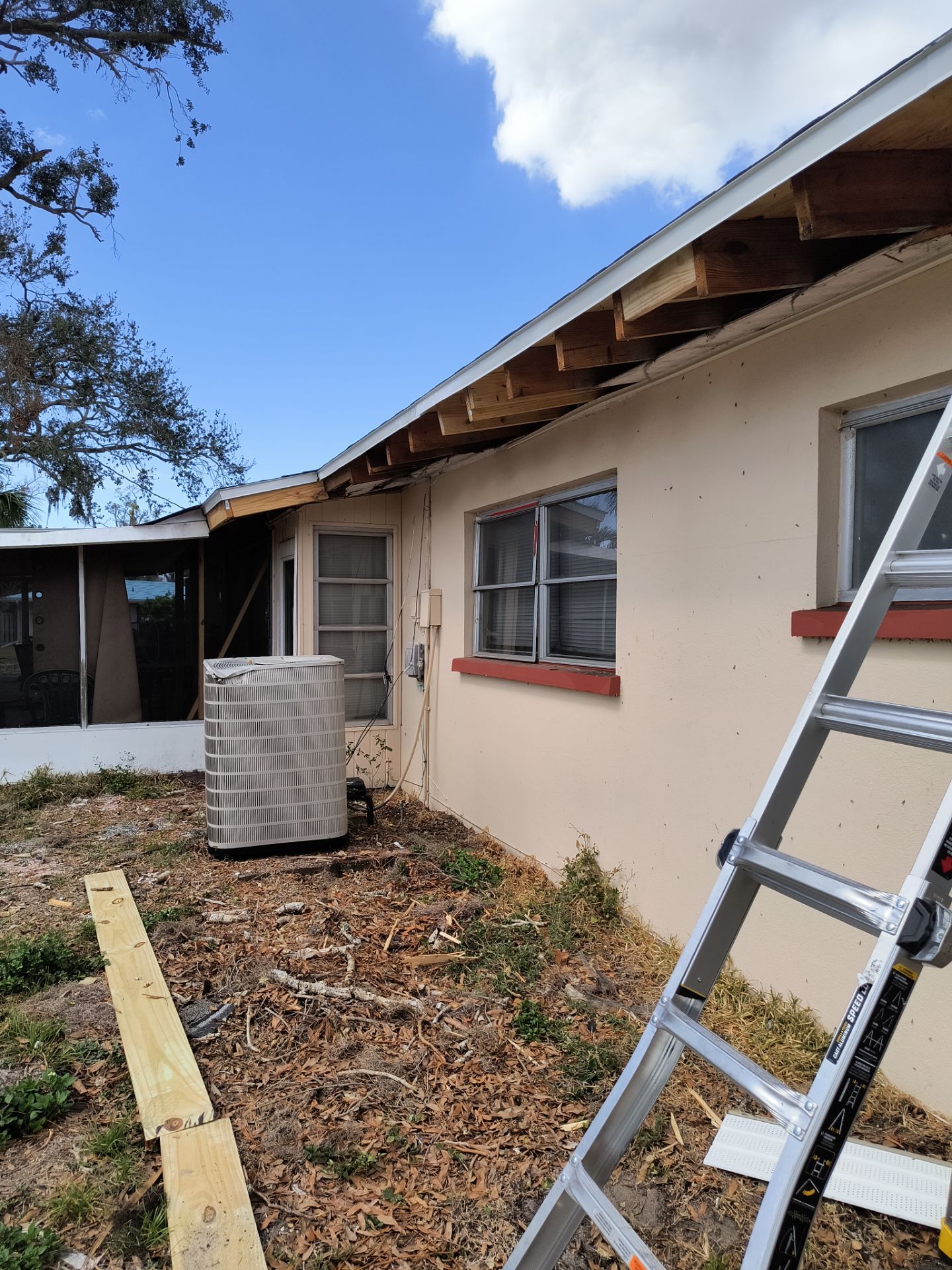 White Soffit and Fascia Upgrade in Sarasota FL by Gutter Professors