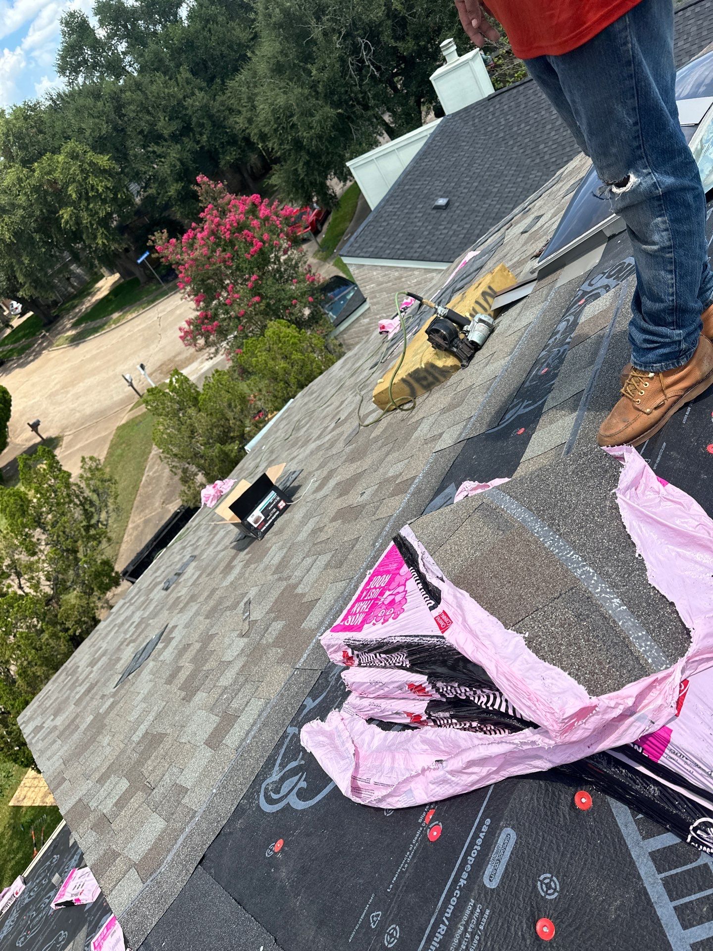 Residential Roofing Installation using Owen's Corning Duration (Lifetime) Shingles by Roof Repair Company