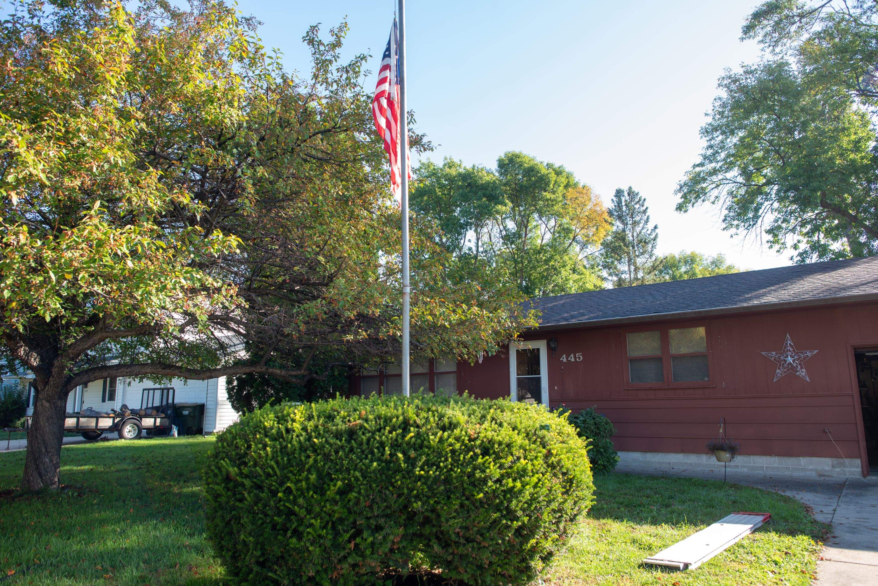 EDCO Steel Siding Installation in Classic Red – Hutchinson, MN by Next Level Seamless Gutters / Exteriors Inc.