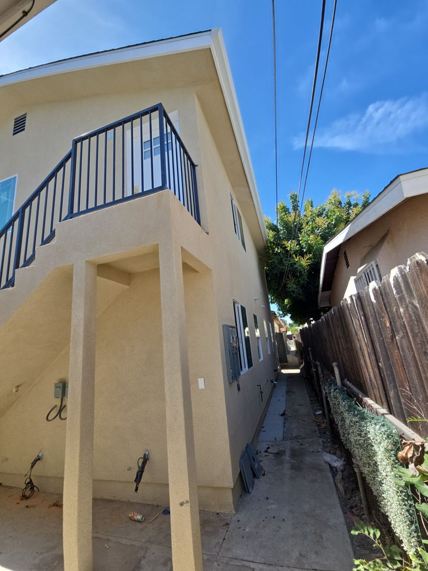 Project in Alhambra by Insulation Labs