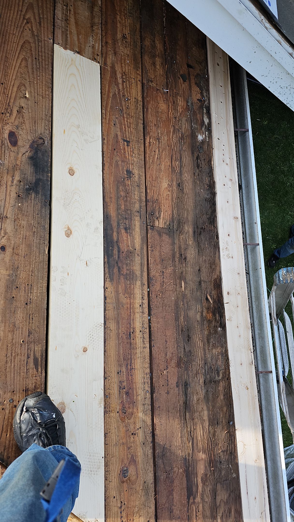 ATLAS PINNACLE COLOR: COASTAL GRANITE DRIP EDGE: BLACK by Eagle Eye Roofing