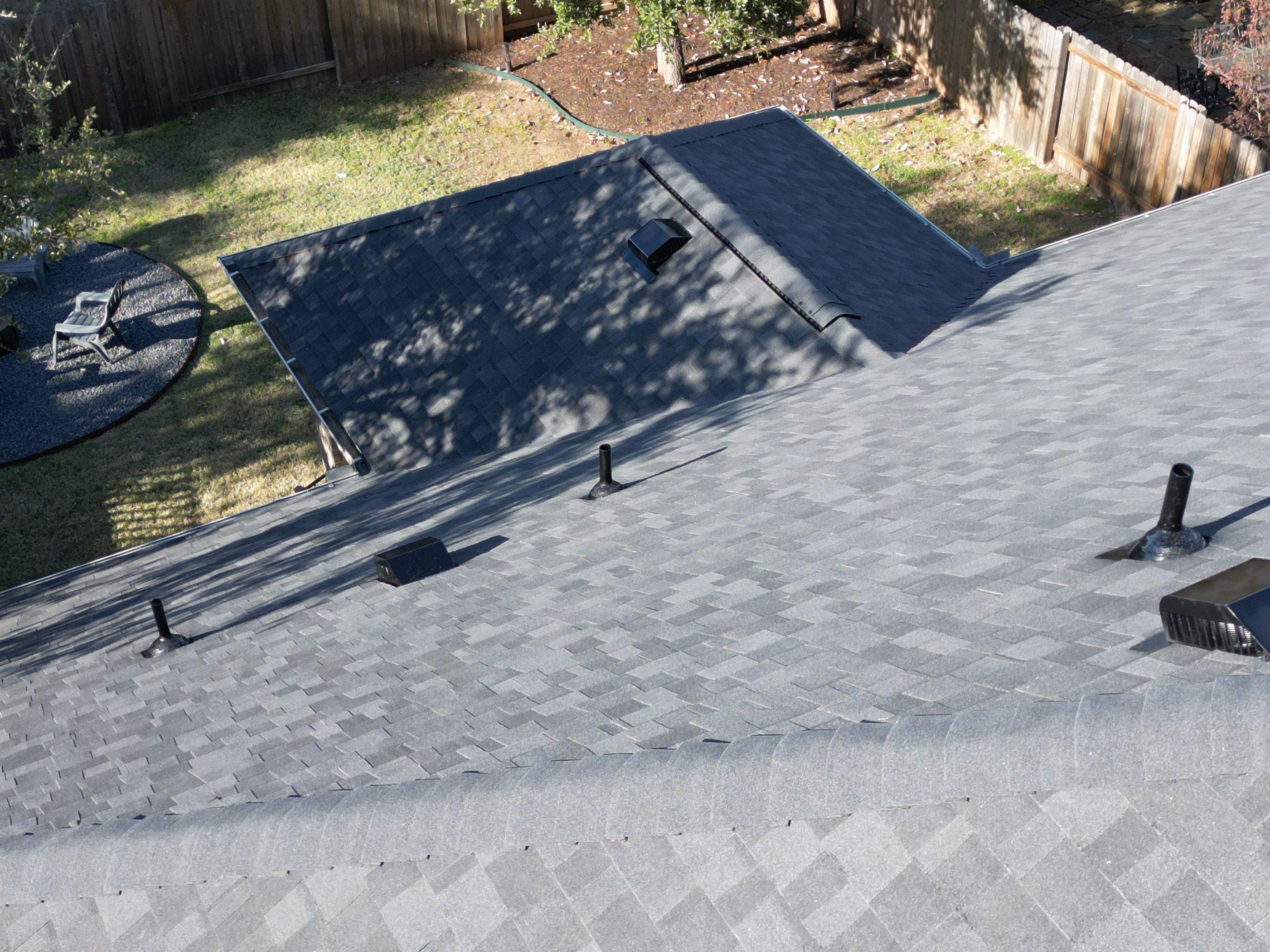 Onyx Black - Owens Corning TruDefinition Duration by RoofsOnly.com