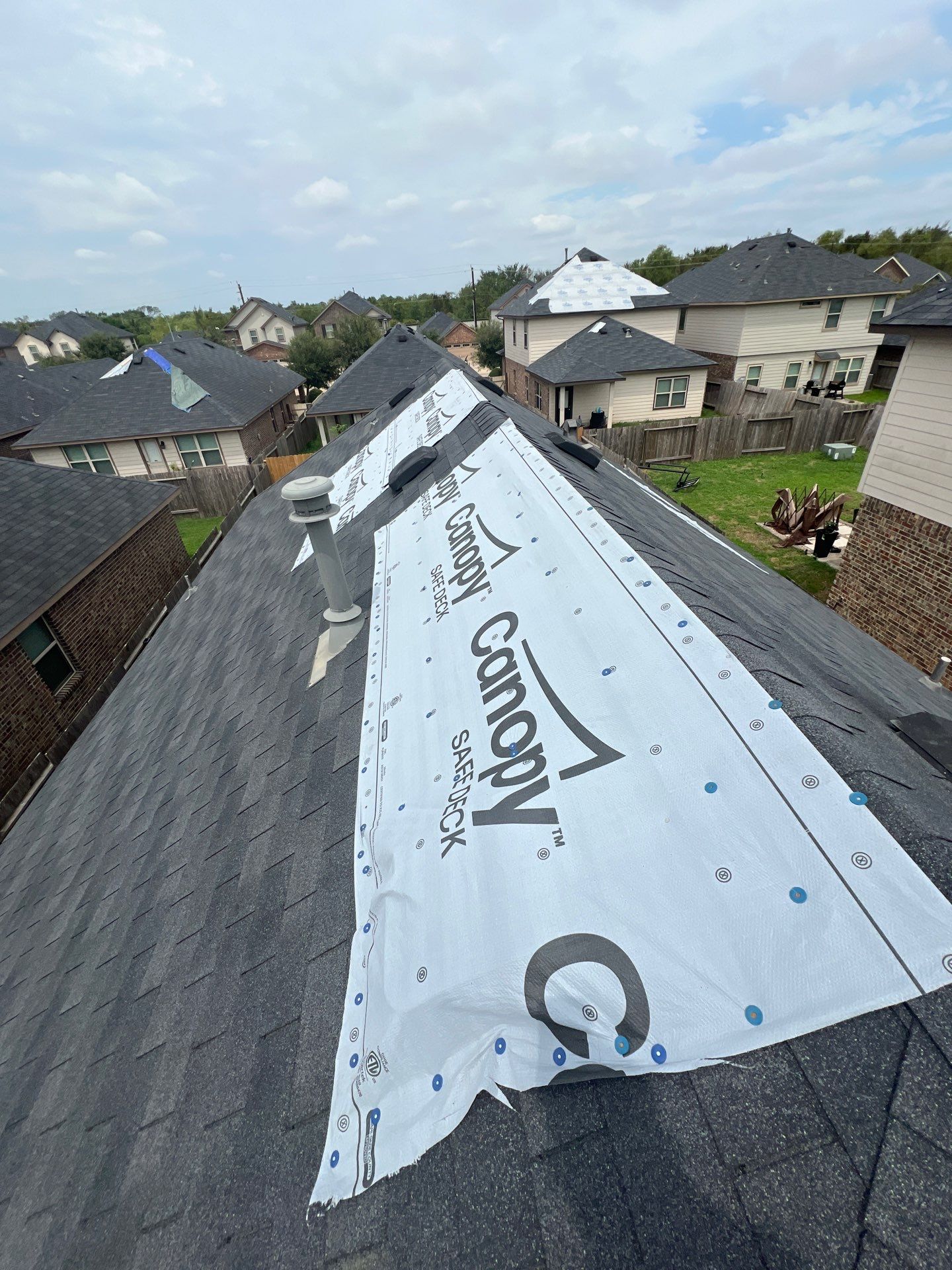 Residential Roofing Repair using Owen's Corning Duration (Lifetime) Shingles by Roof Repair Company