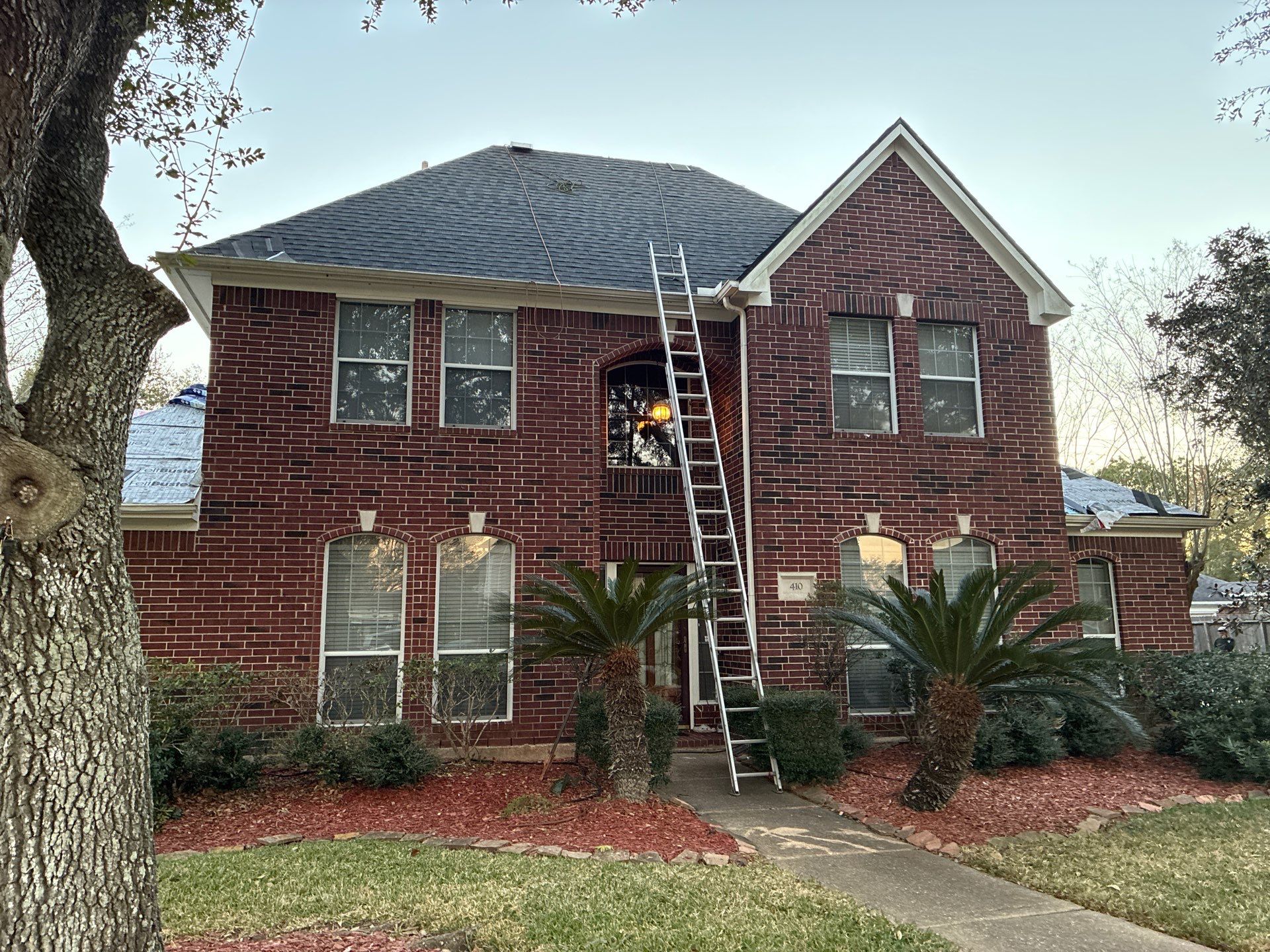 Roof Replacement in The Forest of Friendswood, Friendswood TX by Roof Repair Company