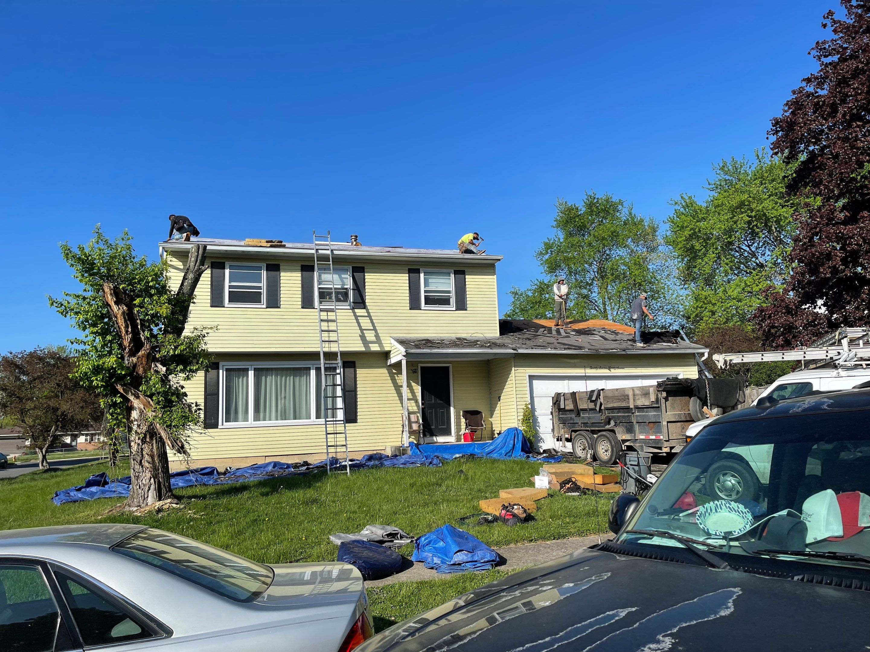 Siding Installation using Exterior Portfolio Vinyl Siding by SOS Home Ohio 