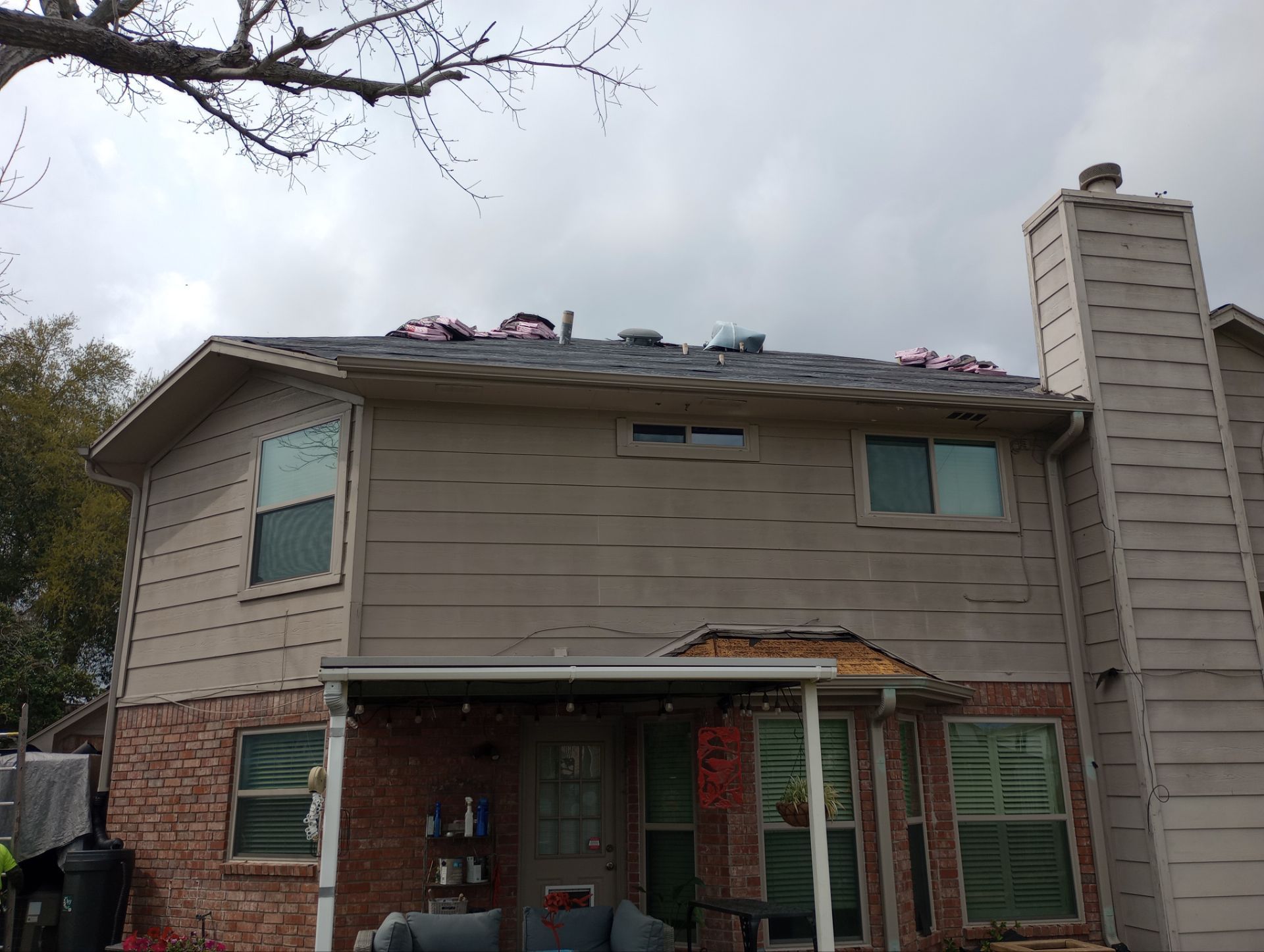 Residential Roofing Installation using Owen's Corning Duration (Lifetime) Shingles by Roof Repair Company