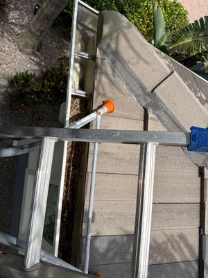 Gutter Cleaning in Winding River Community – Bradenton, FL