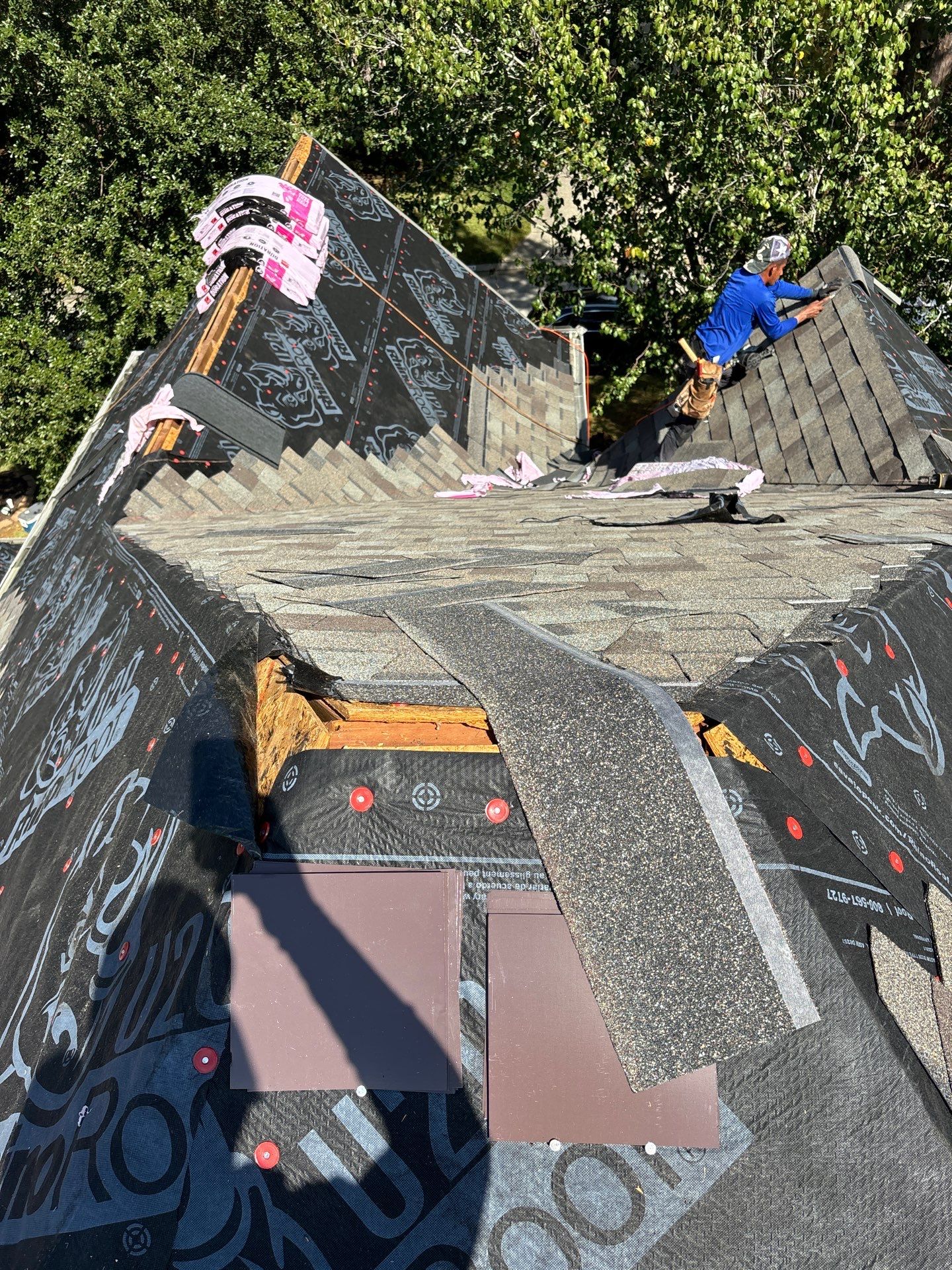 Residential Roofing Installation using Owen's Corning Duration (Lifetime) Shingles by Roof Repair Company