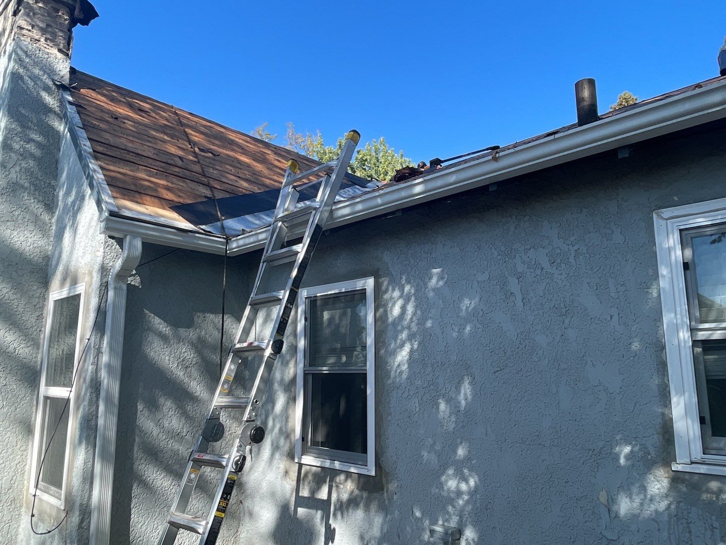 Residential Roofing Installation using Owens Corning Duration Estate Grey by Lightning Exteriors