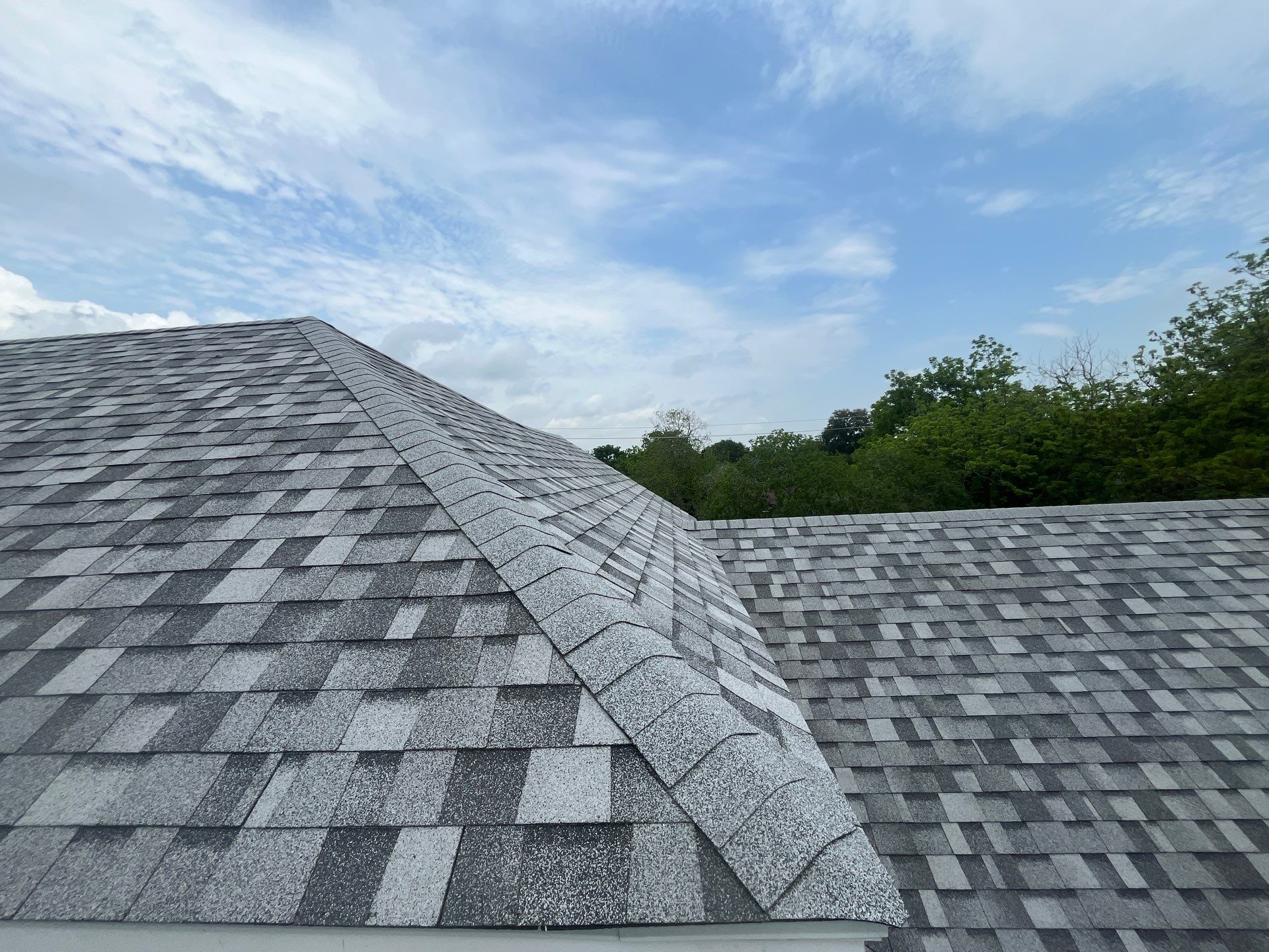 Residential Roofing Installation using Owen's Corning Duration (Lifetime) Shingles by Roof Repair Company