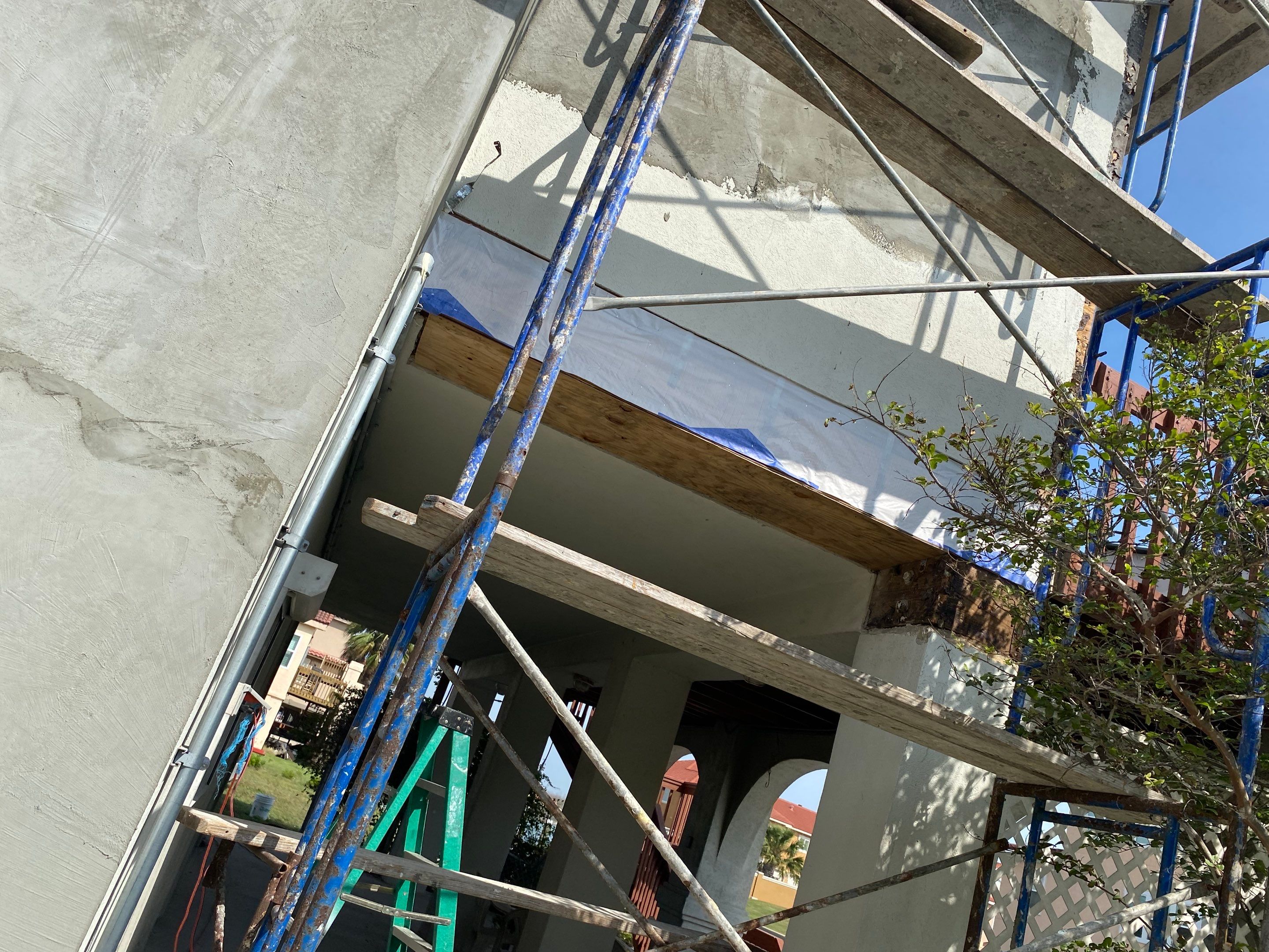 Stucco by Bayfront Roofing and Construction