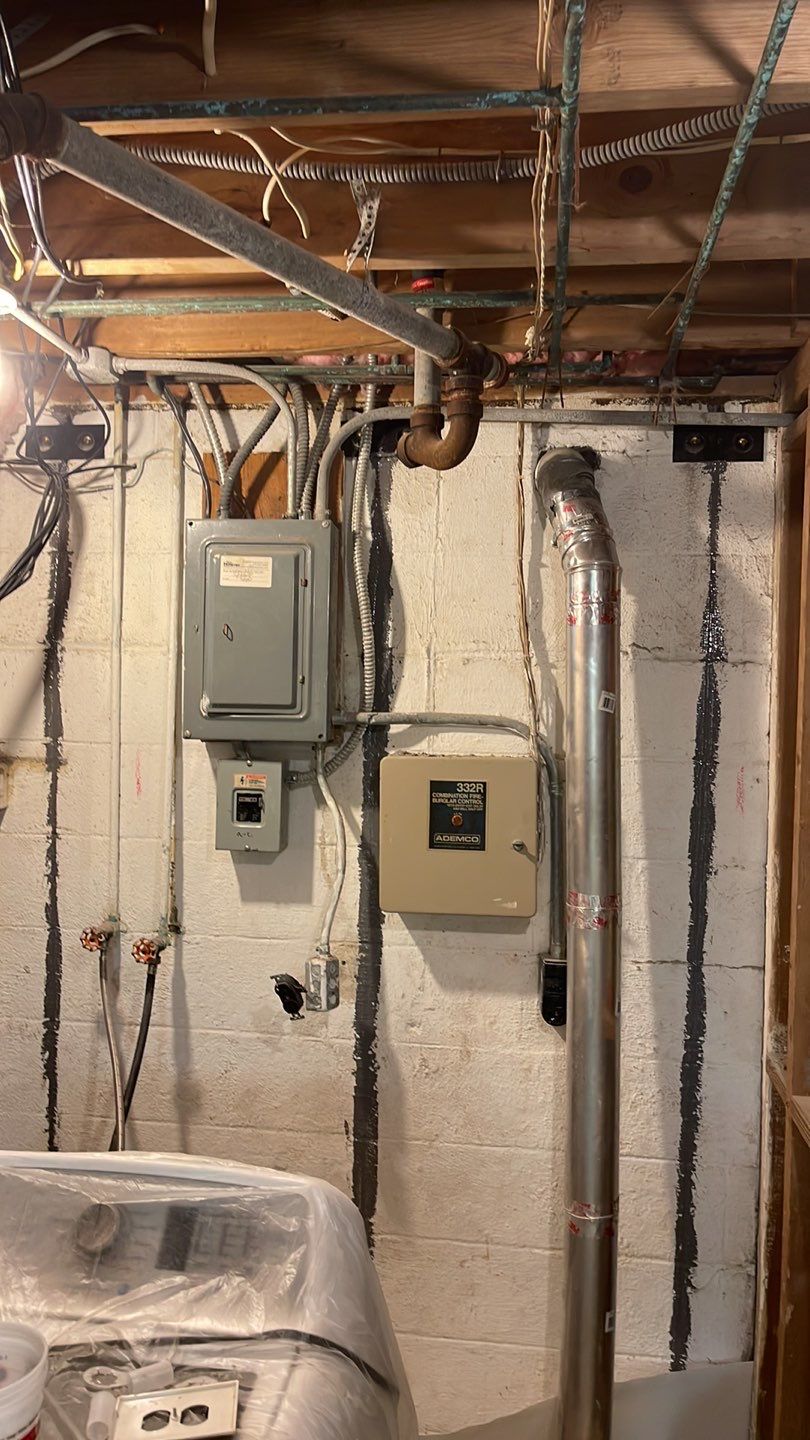 Embedded Fiber Reinforcement and Basement Waterproofing using GrateDrain Waterproofing System by Toledo Basement Repair