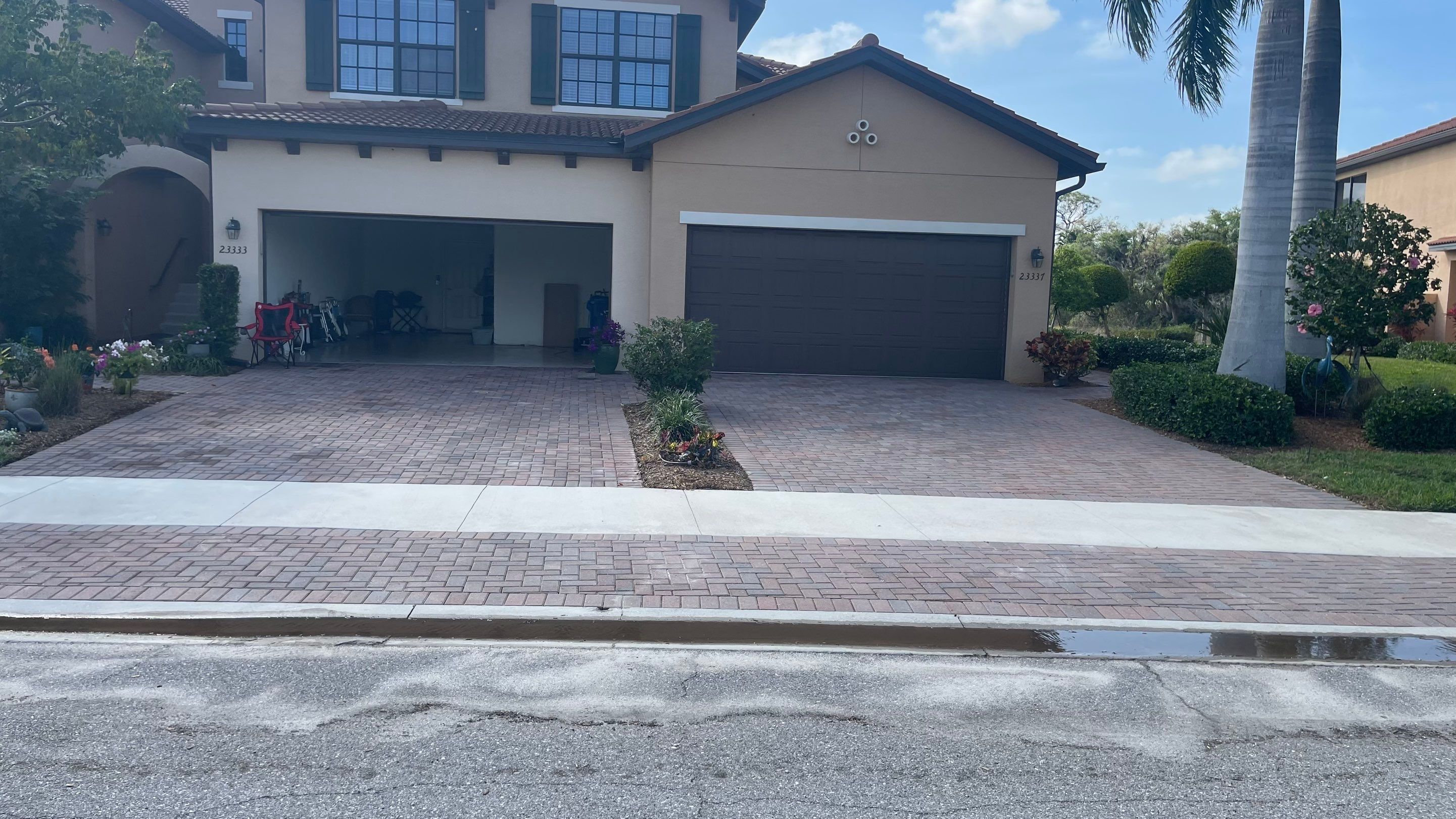 HOA Paver Driveway & Sidewalk Cleaning in Sarasota National, Venice, FL | Sunshine AquaWash by Sunshine AquaWash