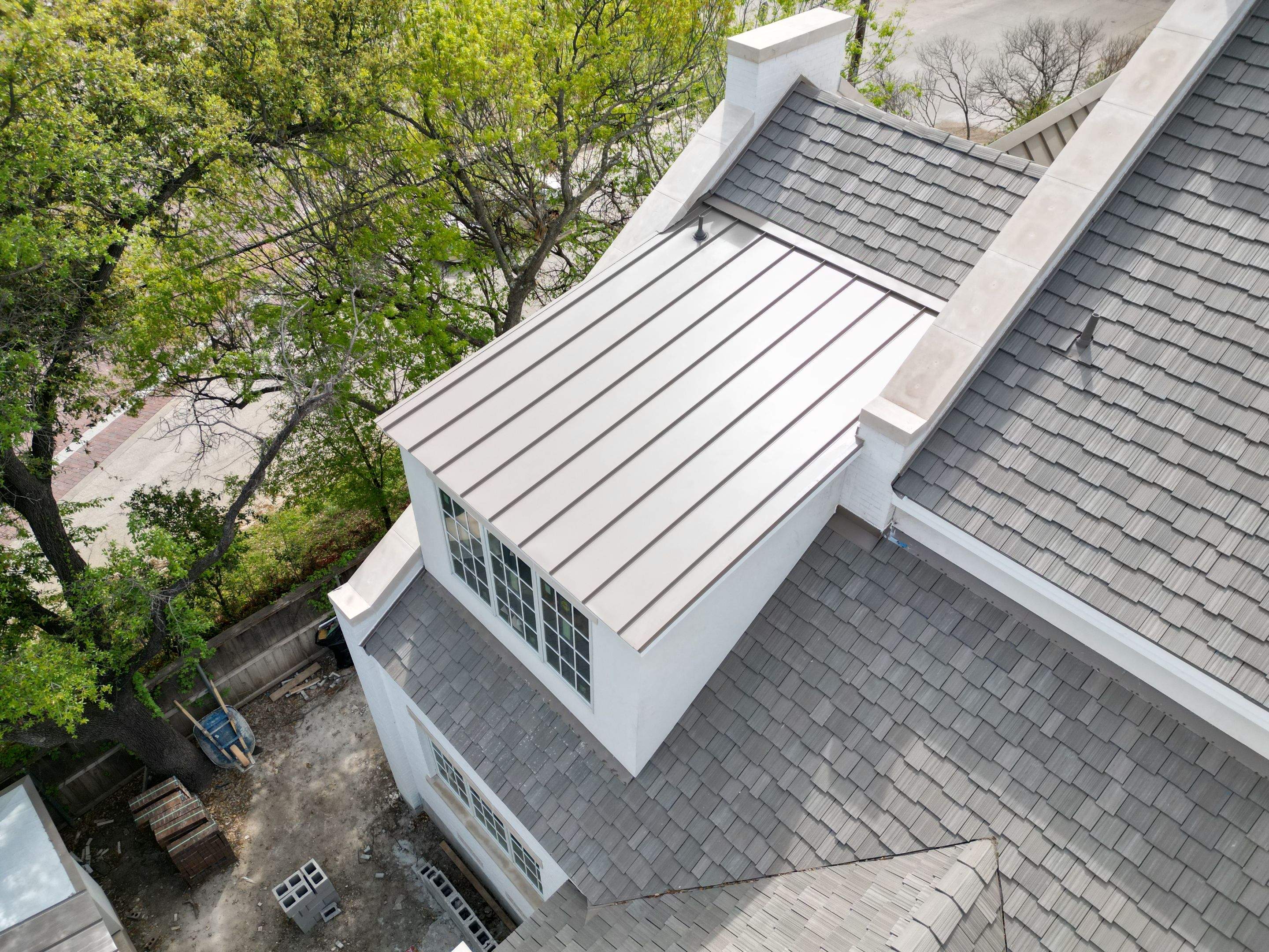 Residential Roofing Installation using DaVinci Multi Width Shake by Harvey Roofing & Construction