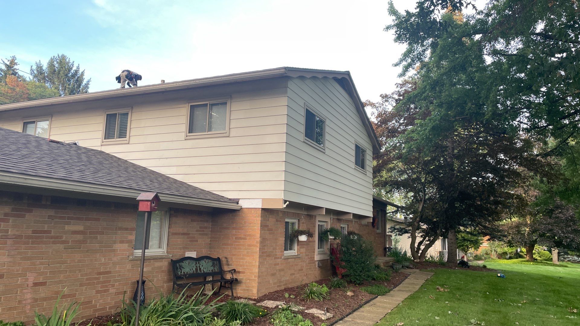 Roof Replacement using CertainTeed Landmark by 180 Contractors