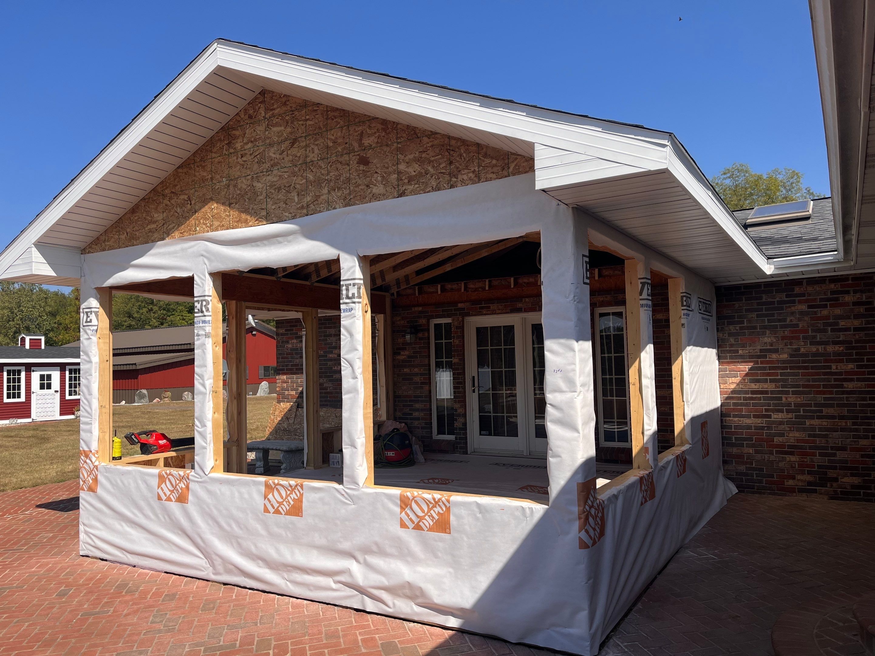 Smith Sunroom by Property Revolution 