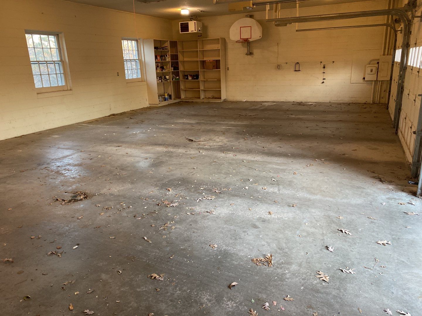 Des Moines Pecan Garage by Revival Concrete Coatings