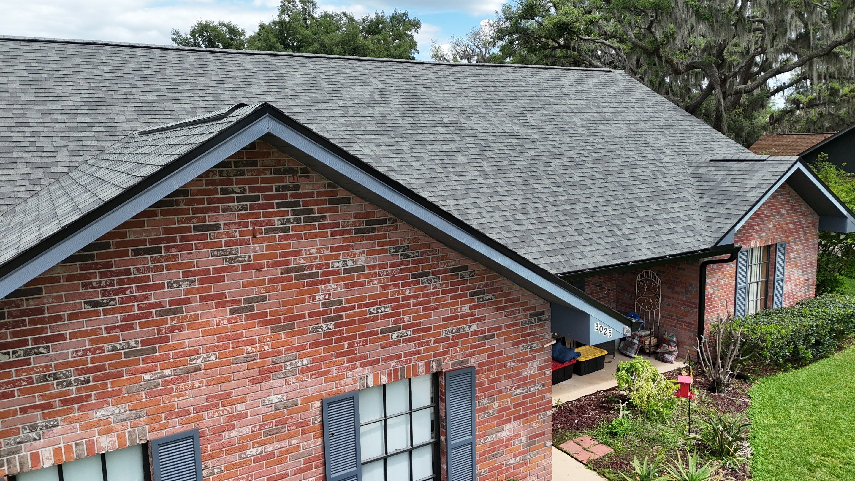 Roof Replacement in Valrico, FL by Shingle Masters Roofing