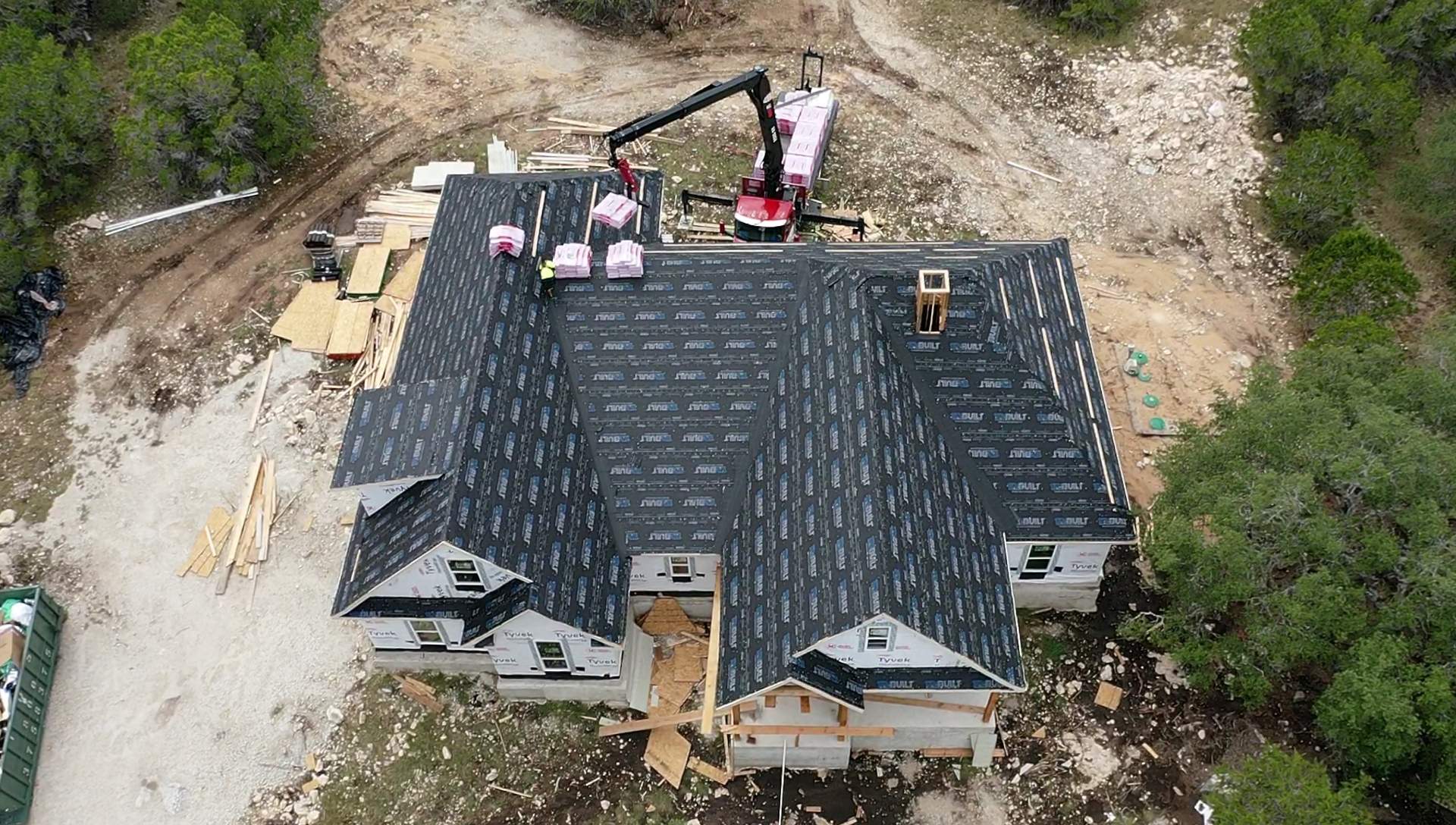 New Home Construction using Owens Corning 30 year Architectural Shingles by Premier Roofing and Contracting