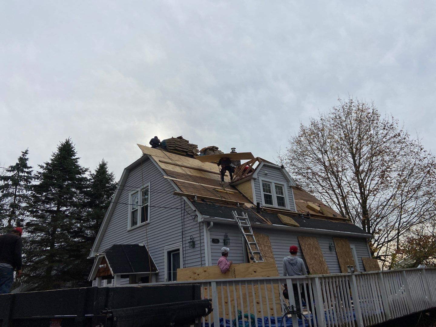 Roof Replacement using CertainTeed Landmark by 180 Contractors