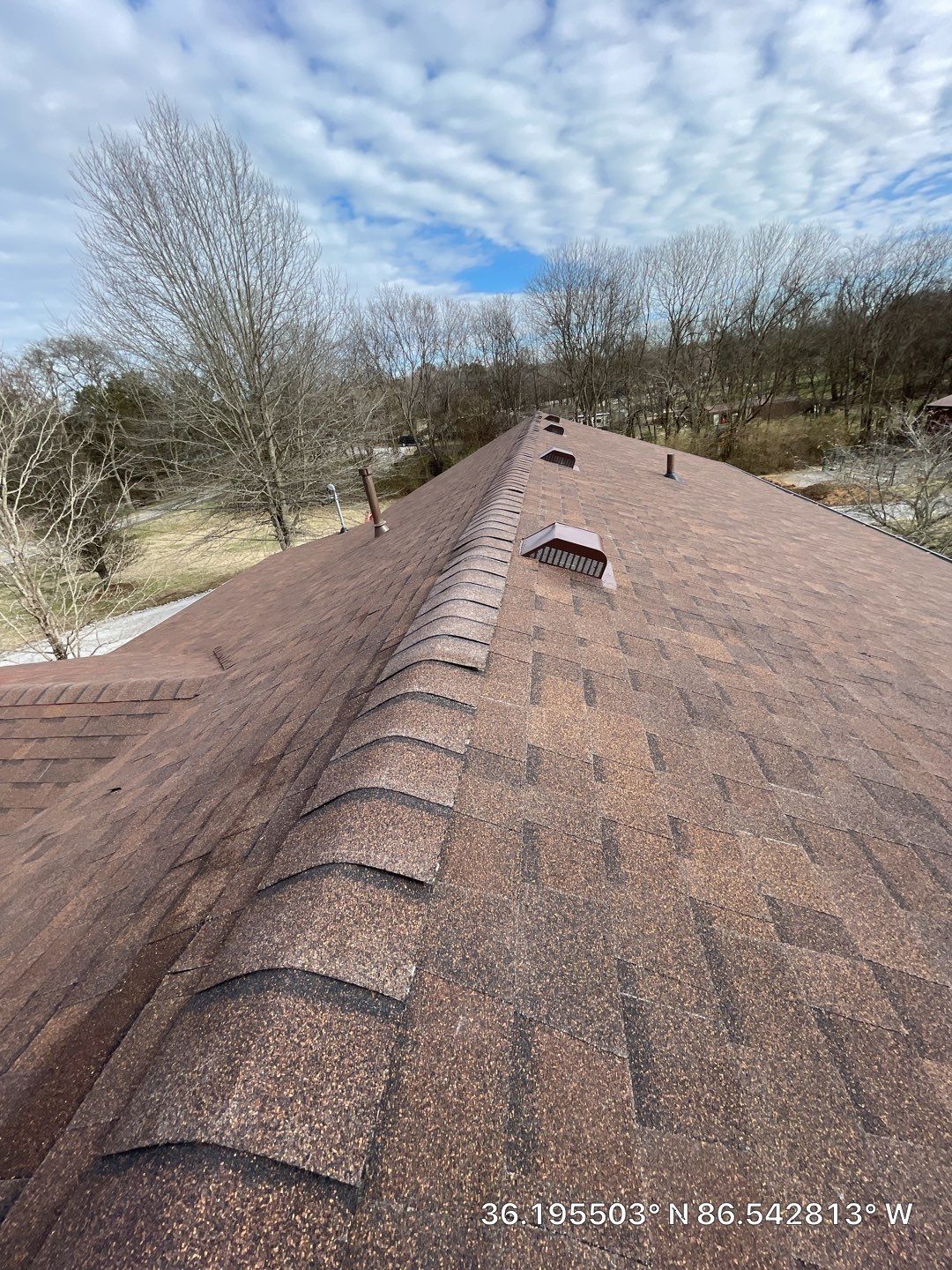 Residential Roofing Installation using Owens Corning Oakridge Roofing System by Undersun Roofing 