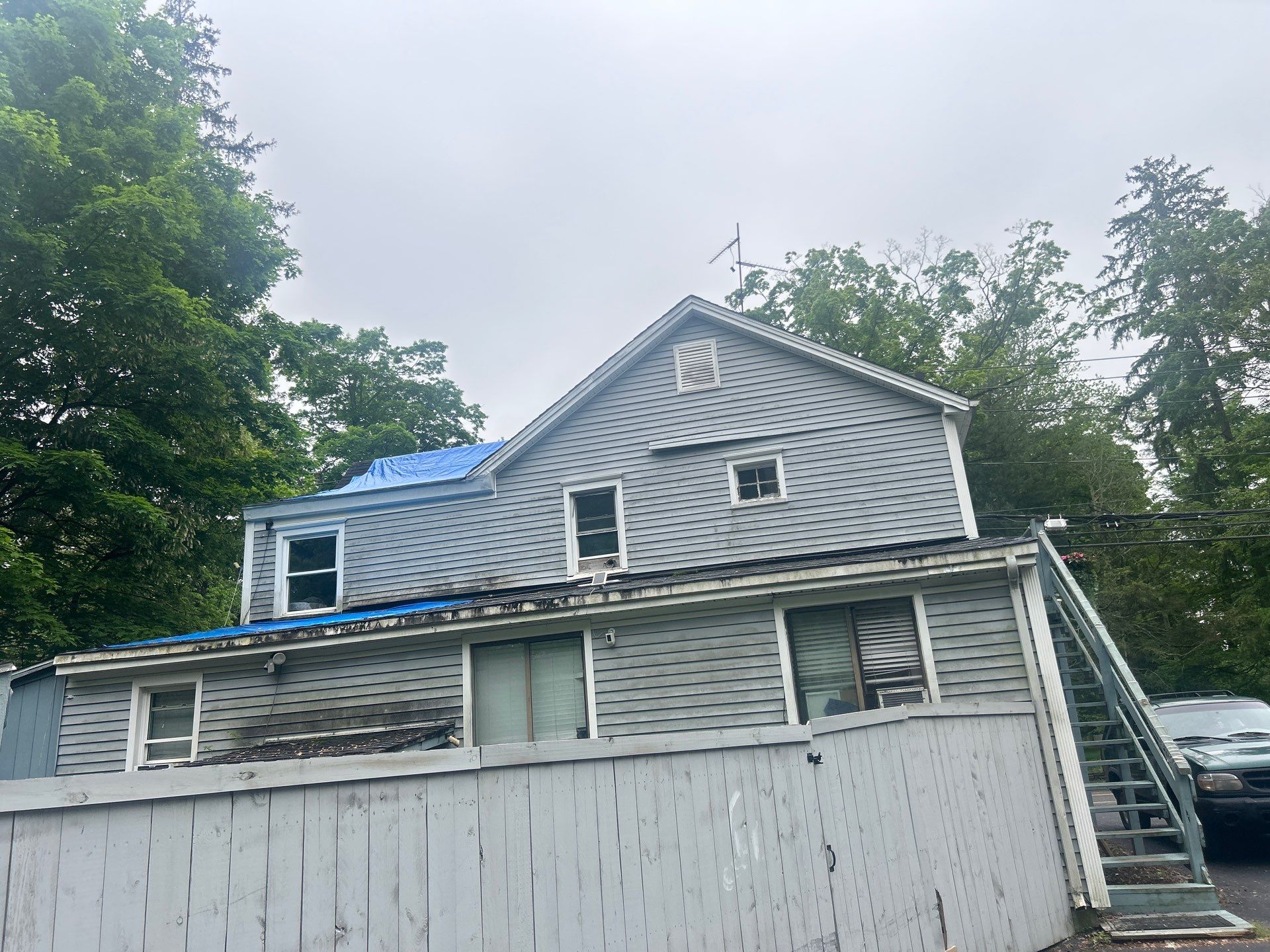 Roof & Siding by JLP PRO SERVICES LLC