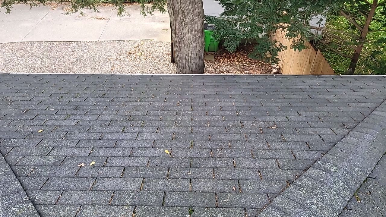 ATLAS PINNACLE COLOR: SCOTCHGARD BLACK SHADOW DRIP EDGE: WHITE by Eagle Eye Roofing