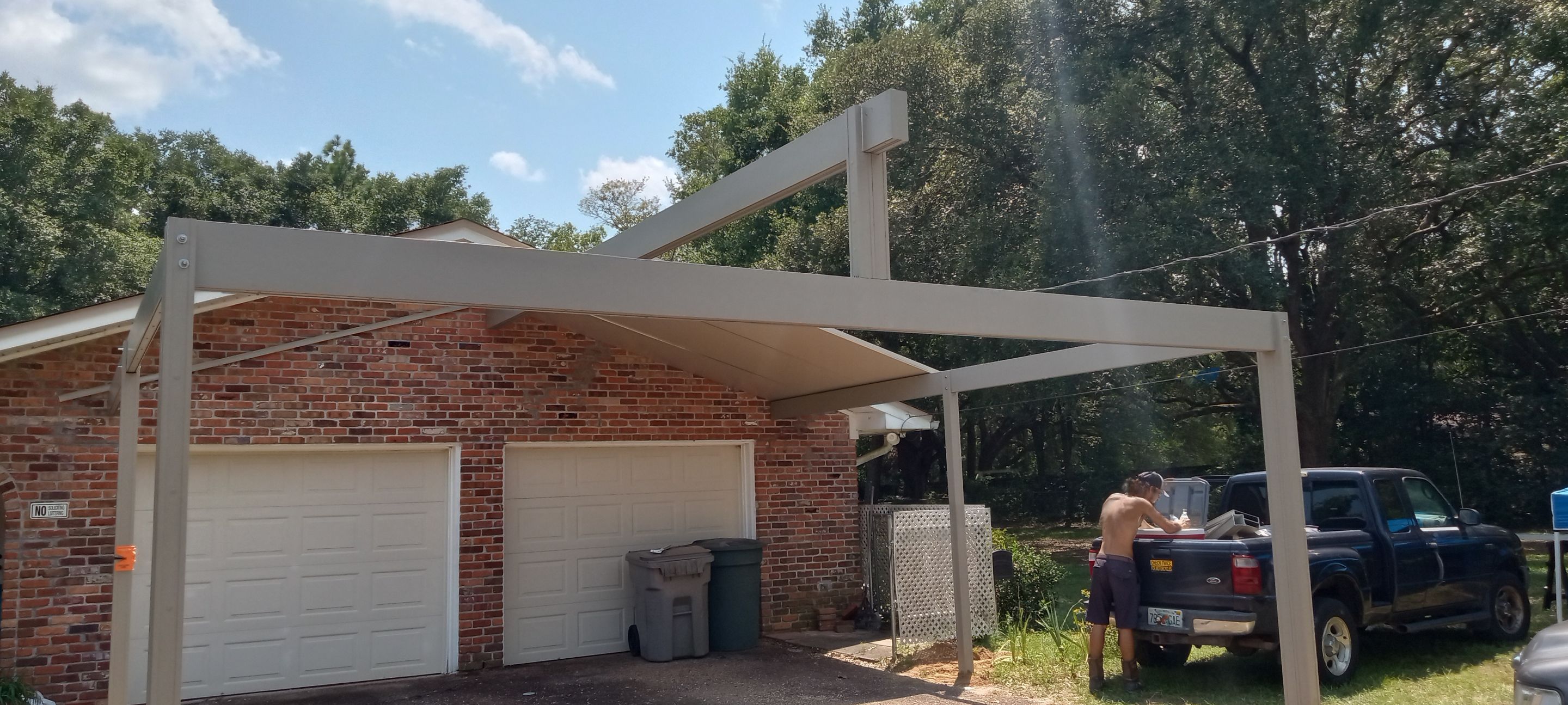 Carport using Colorbeam by Titan Sunrooms