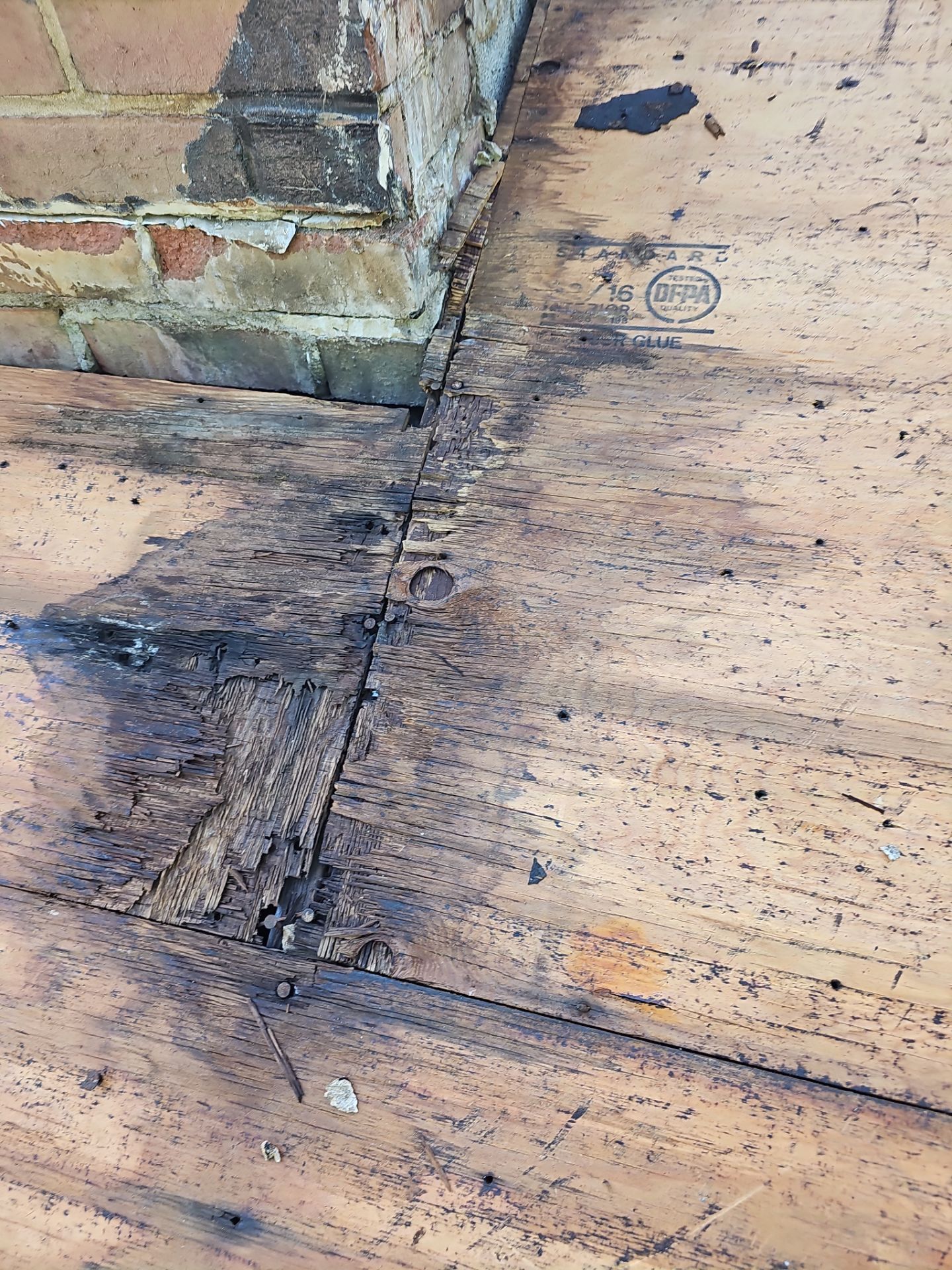Roof Replacement - Resawn Shake by Winchester Roofing