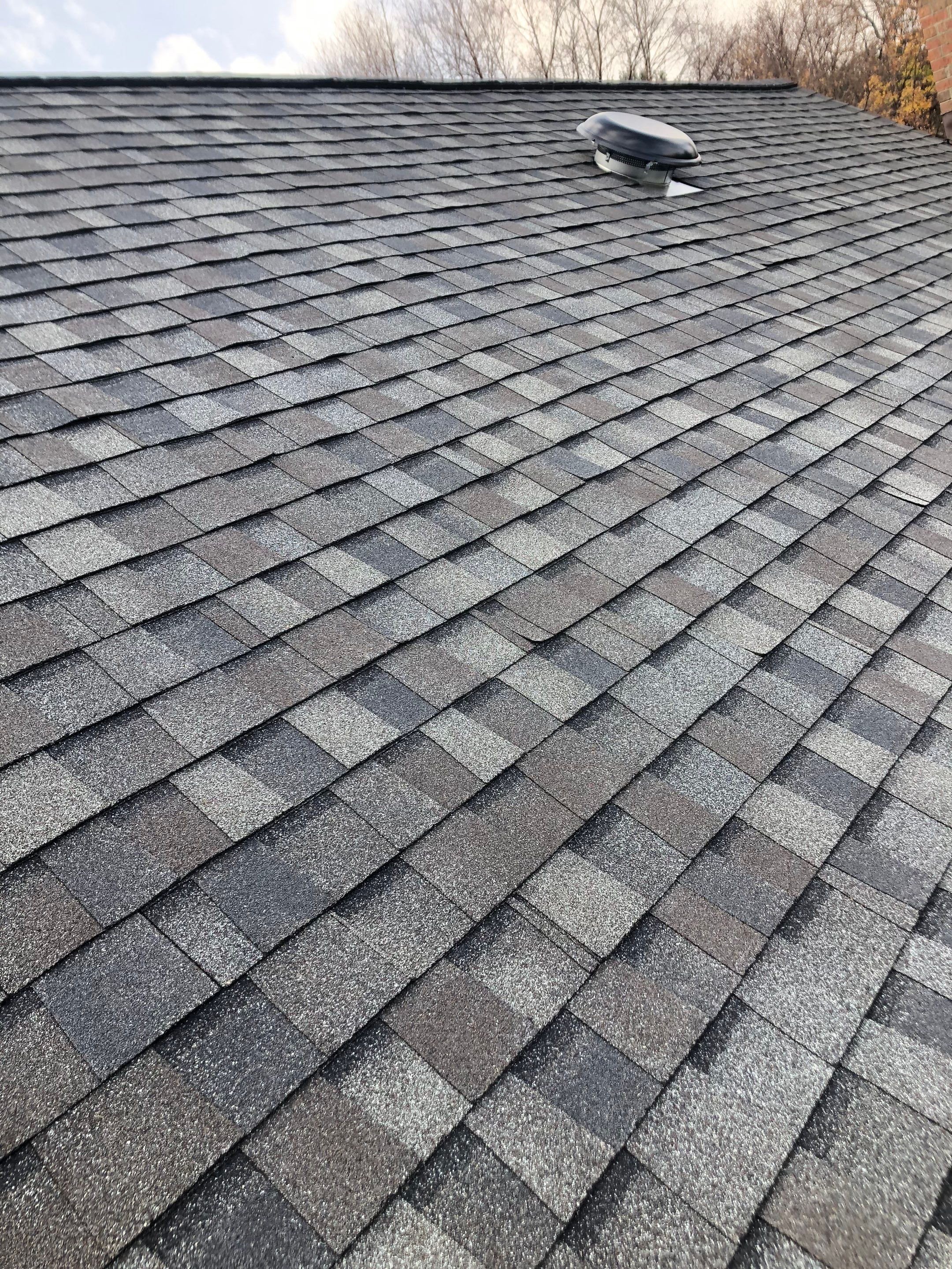 Herndon: CertainTeed Landmark Pro Designer Shingles in Max Def Driftwood by RM Banning, Inc.